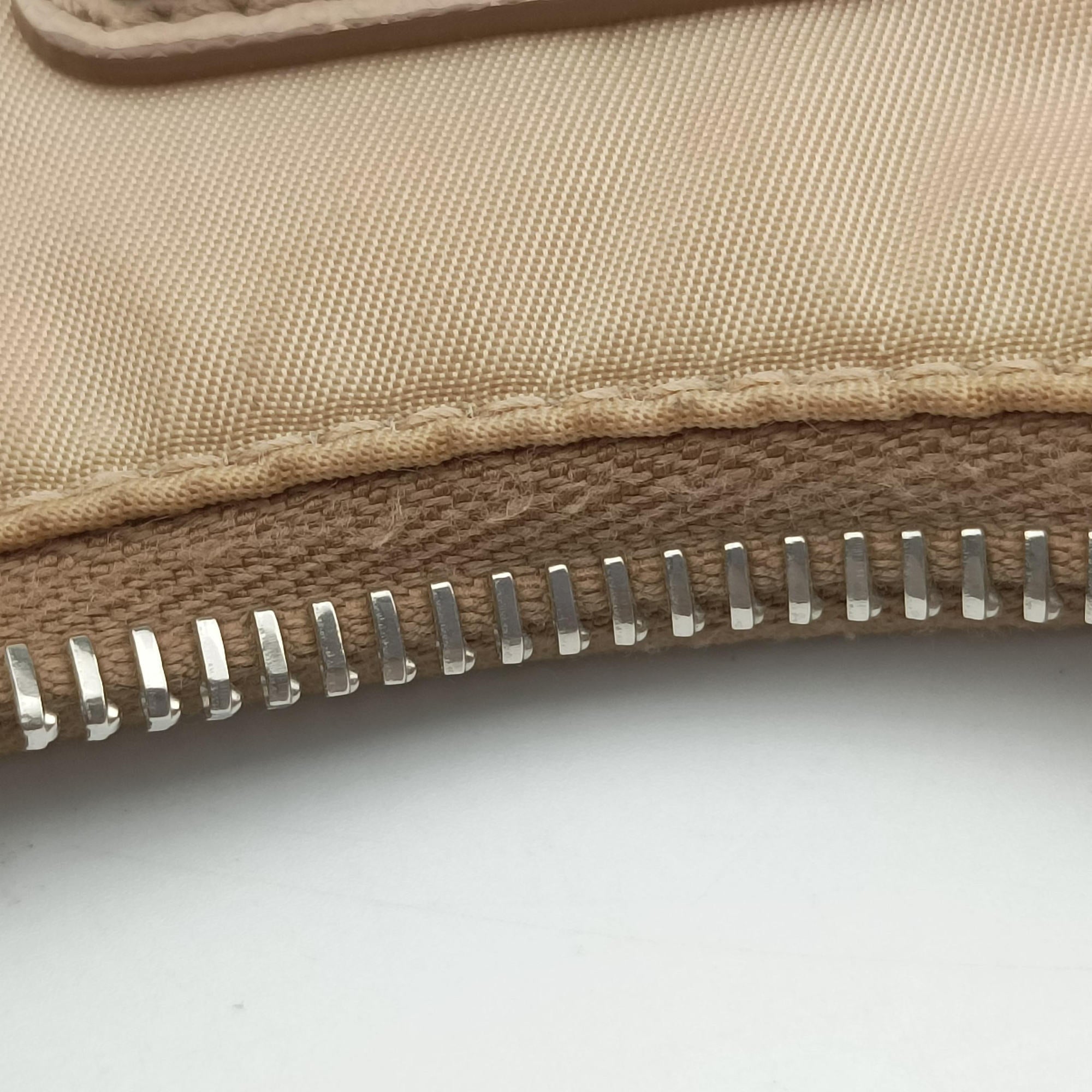 Re-Edition 2005 Re-Nylon Beige nylon 1BH204 180/Gリエディション 2005 リナイロン ベージュ ナイロン 1BH204 180/G