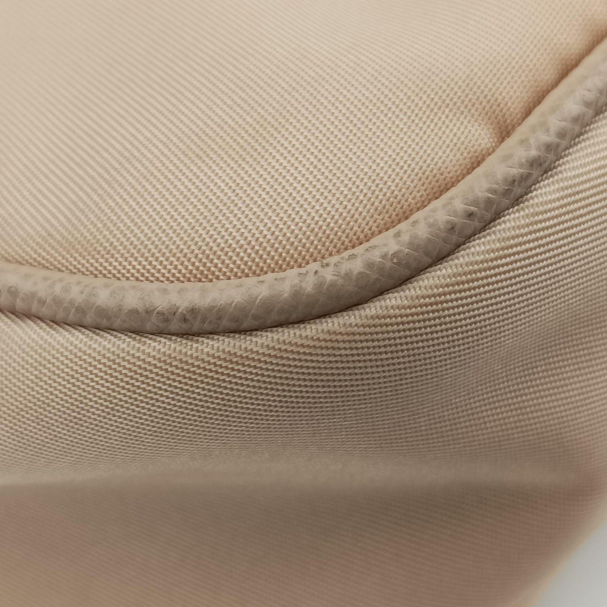 Re-Edition 2005 Re-Nylon Beige nylon 1BH204 180/Gリエディション 2005 リナイロン ベージュ ナイロン 1BH204 180/G