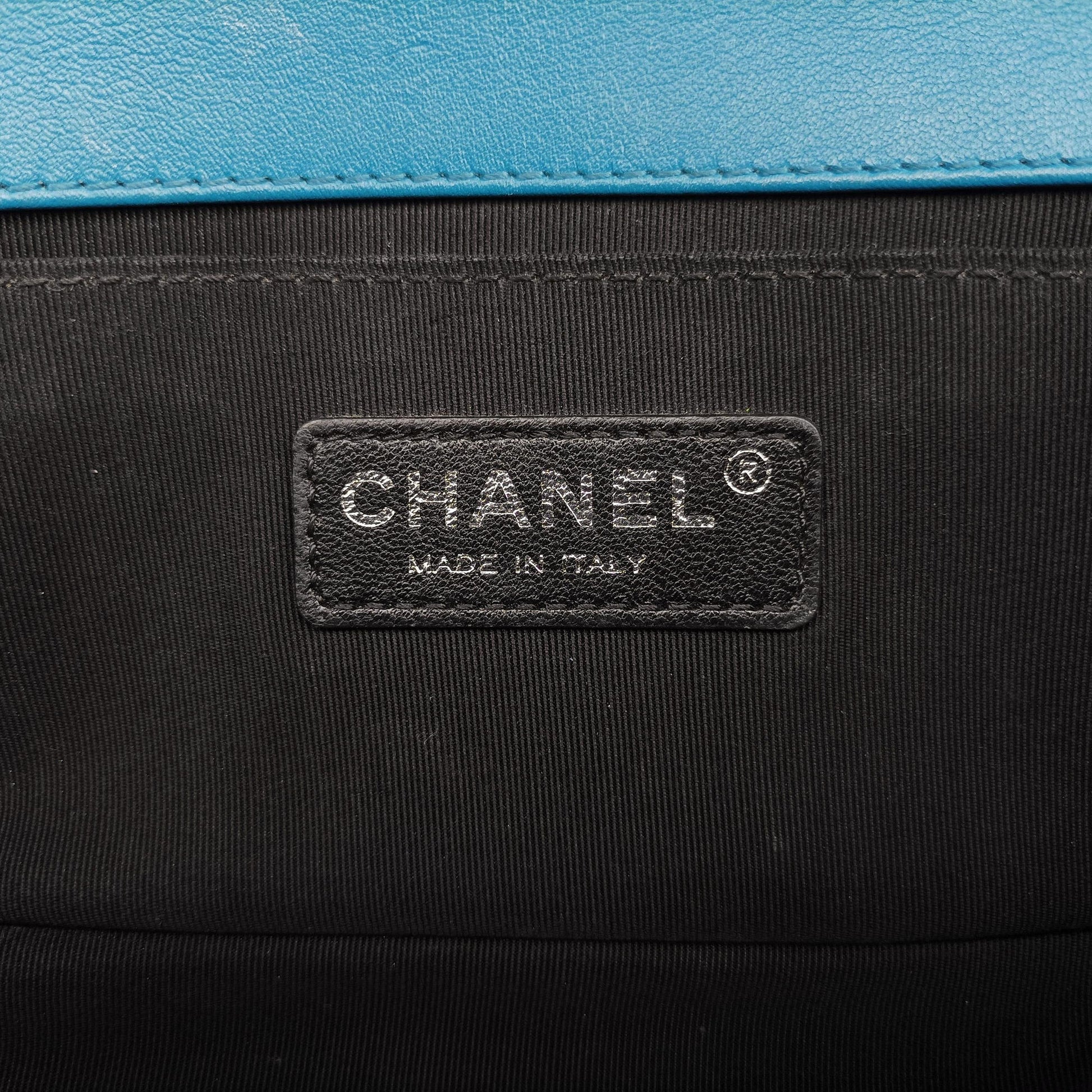 BOY CHANEL Green Patent Leather A92692 20474314ボーイシャネル グリーン パテント A92692 20474314