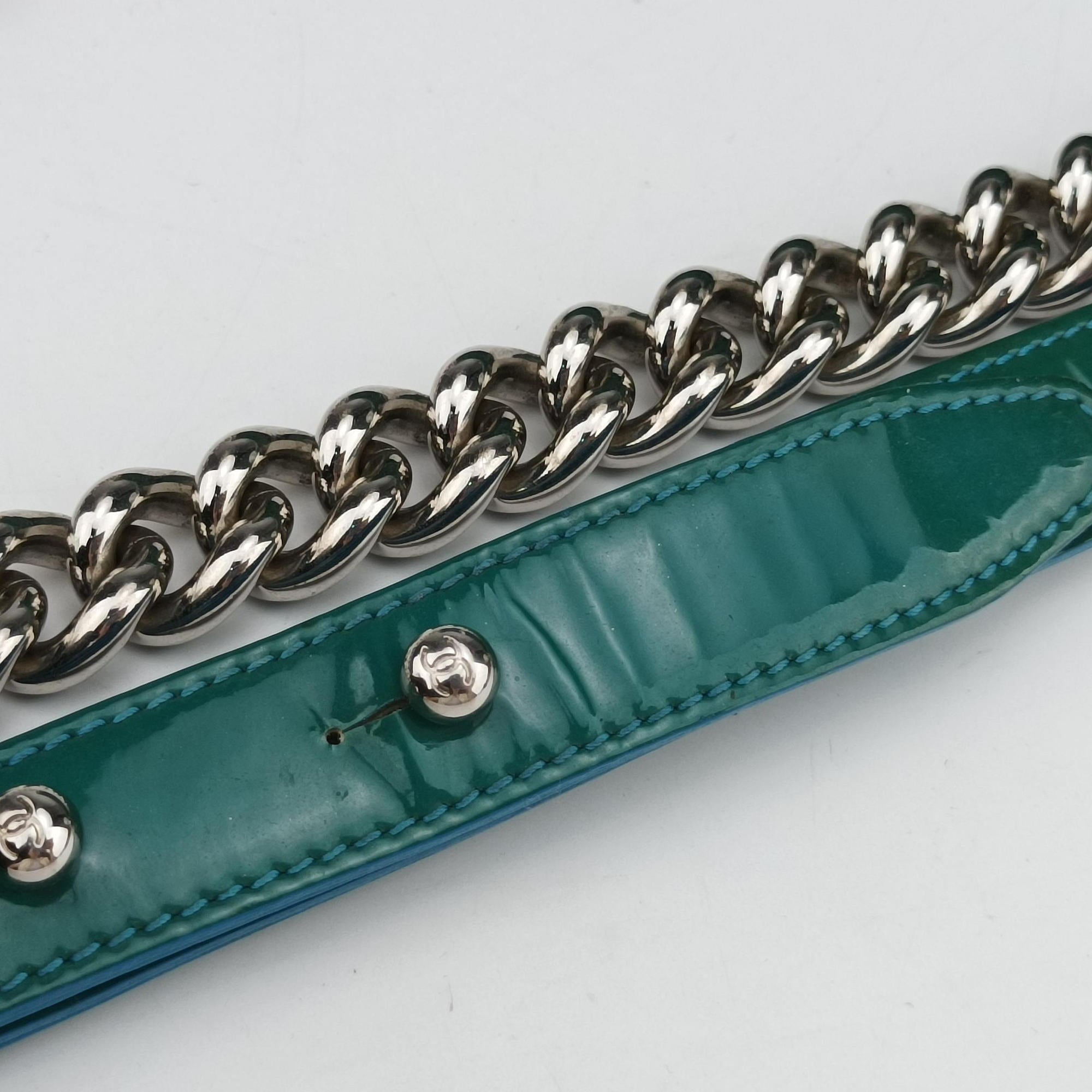 BOY CHANEL Green Patent Leather A92692 20474314ボーイシャネル グリーン パテント A92692 20474314