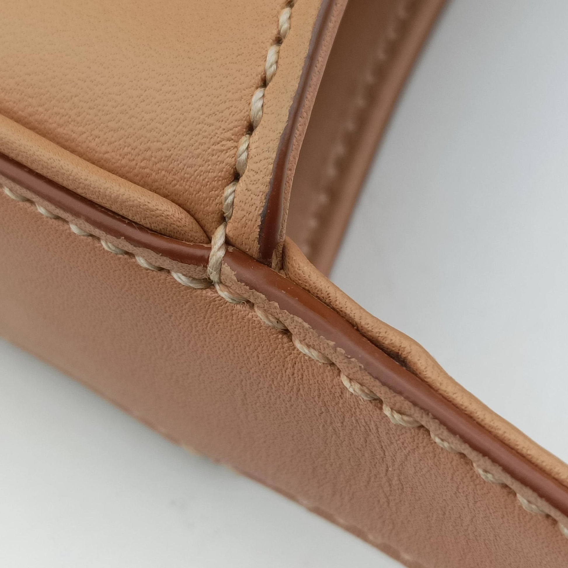 LE5A7Hobo Camel Leather 710318 YSL710318.0522LE5A7 ホーボー キャメル レザー 710318 YSL710318.0522