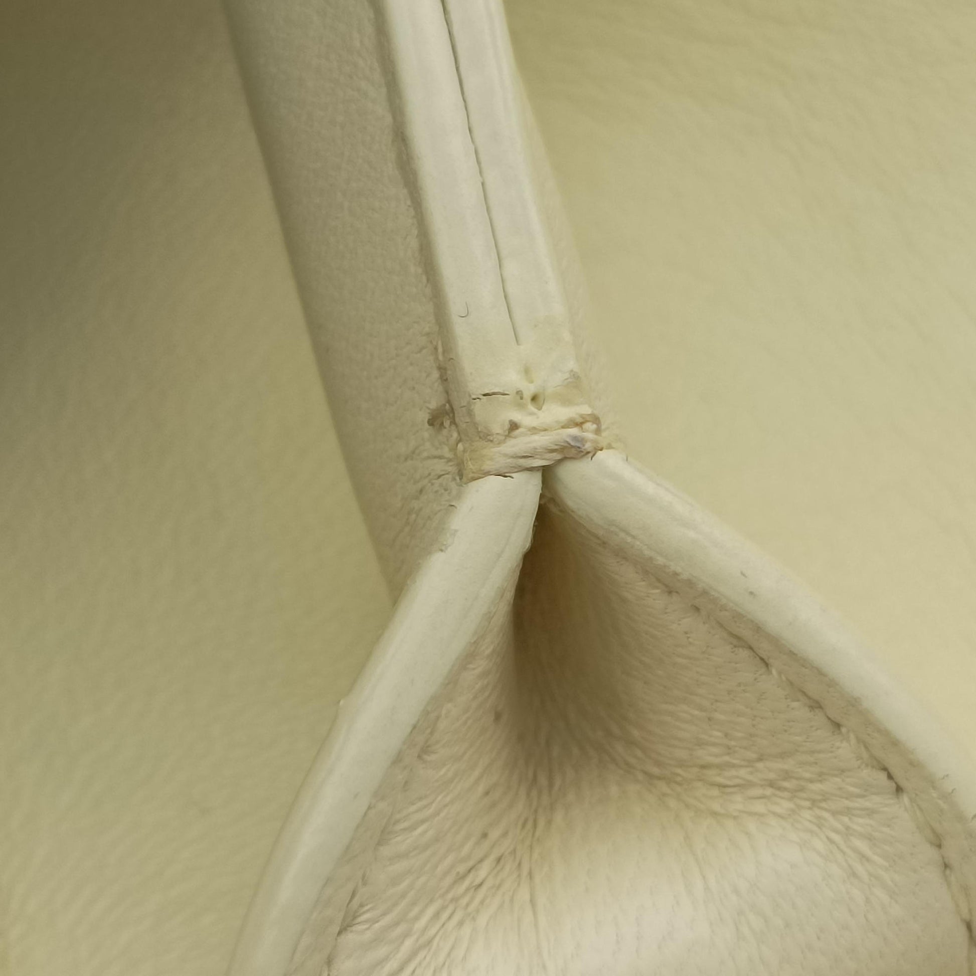 THE ARCO Tote small Yellow lambskin B09329458T IC Chipスモールザ アルコトート イエロー ラムスキン B09329458T ICチップ