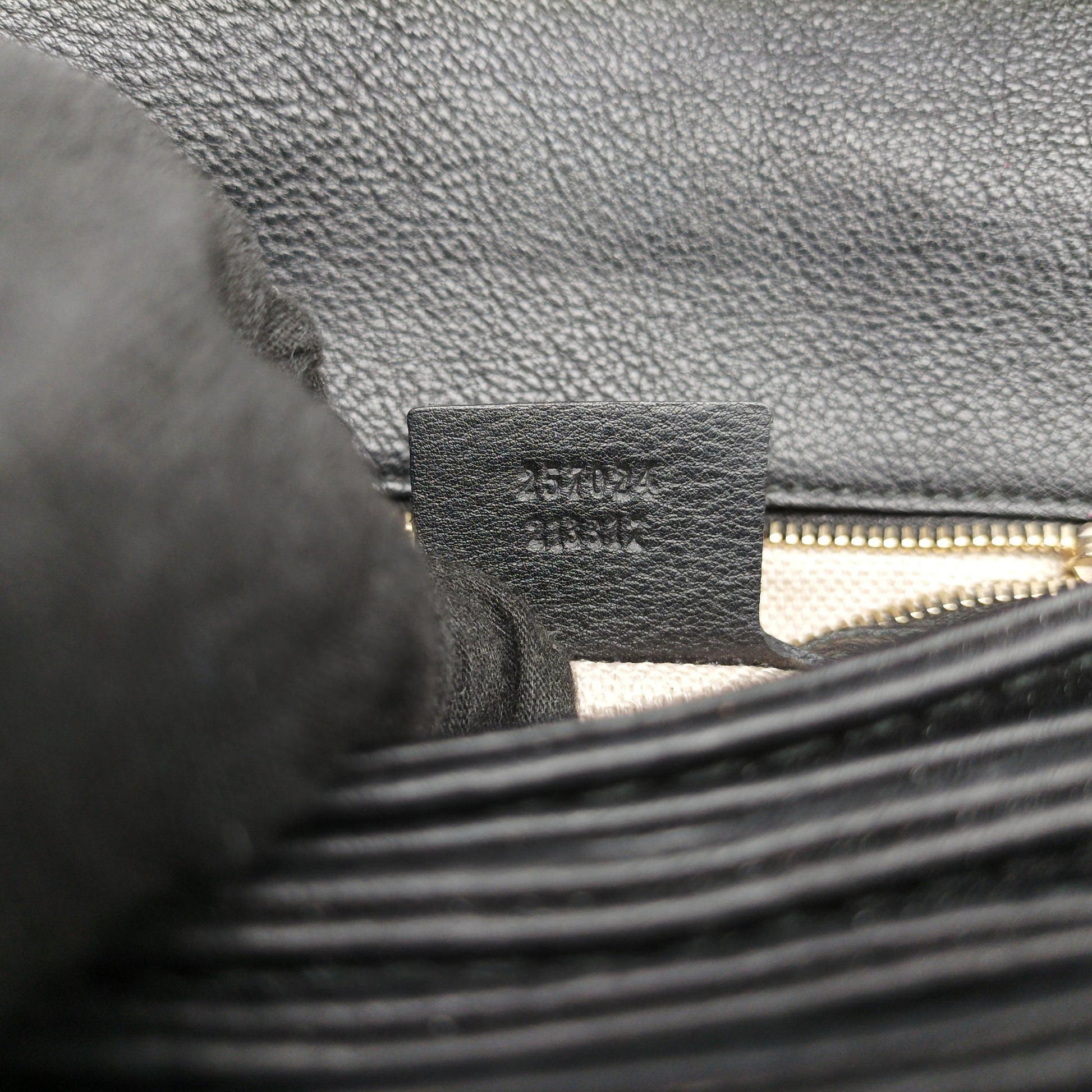 Marrakech Messenger Black Leather 357024 B9507372マラケシュ メッセンジャー ブラック レザー 357024 B9507372