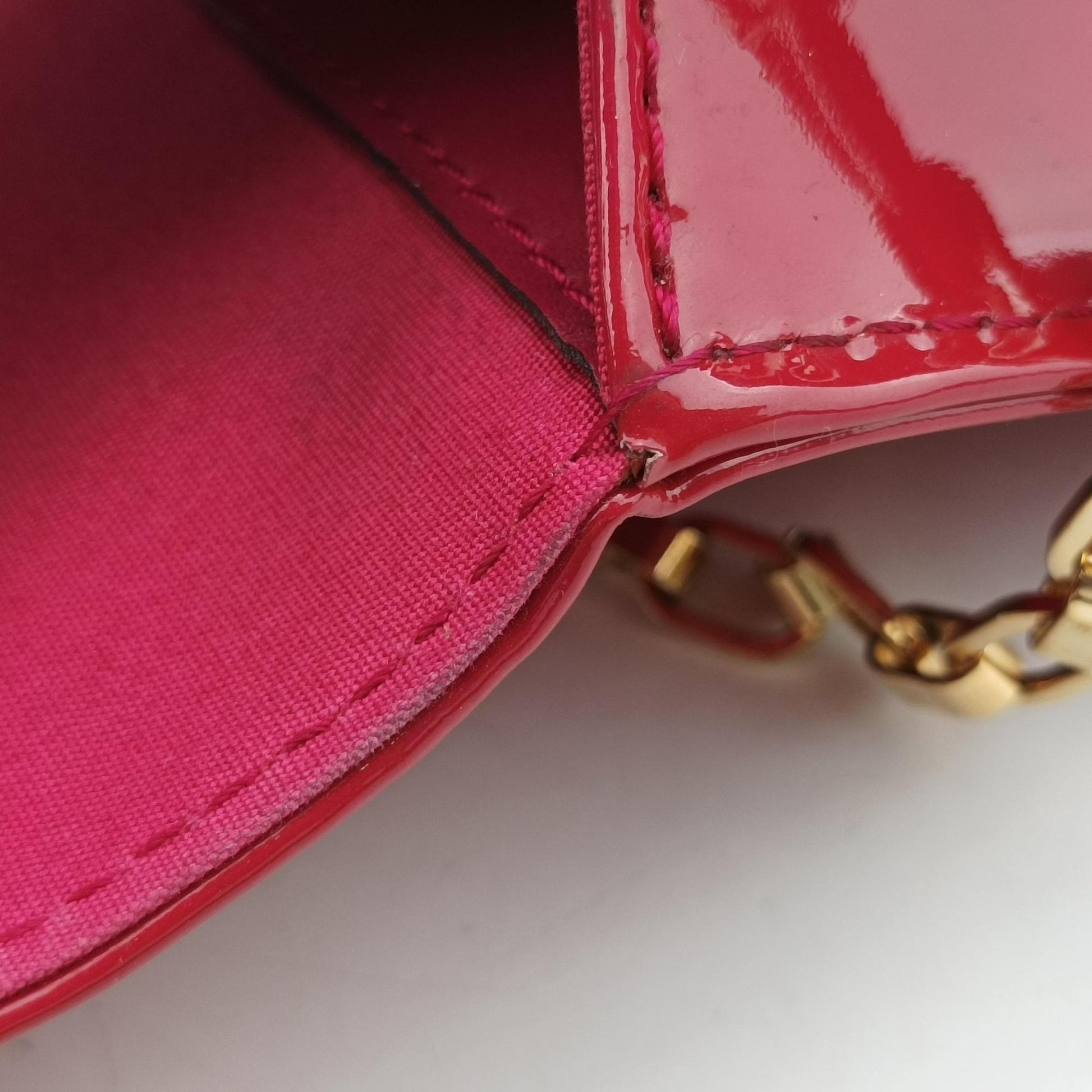 Clutch Ana pomme d'amour Vernis M90095 MI0184クラッチ アナ ポムダムール ヴェルニ M90095 MI0184
