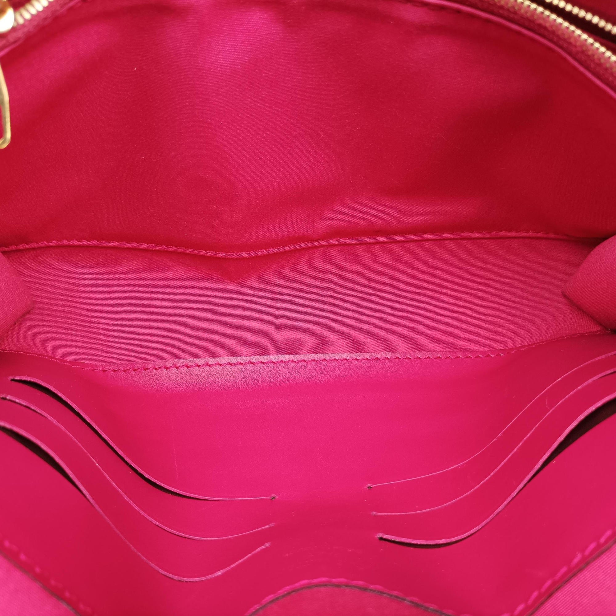 Clutch Ana pomme d'amour Vernis M90095 MI0184クラッチ アナ ポムダムール ヴェルニ M90095 MI0184
