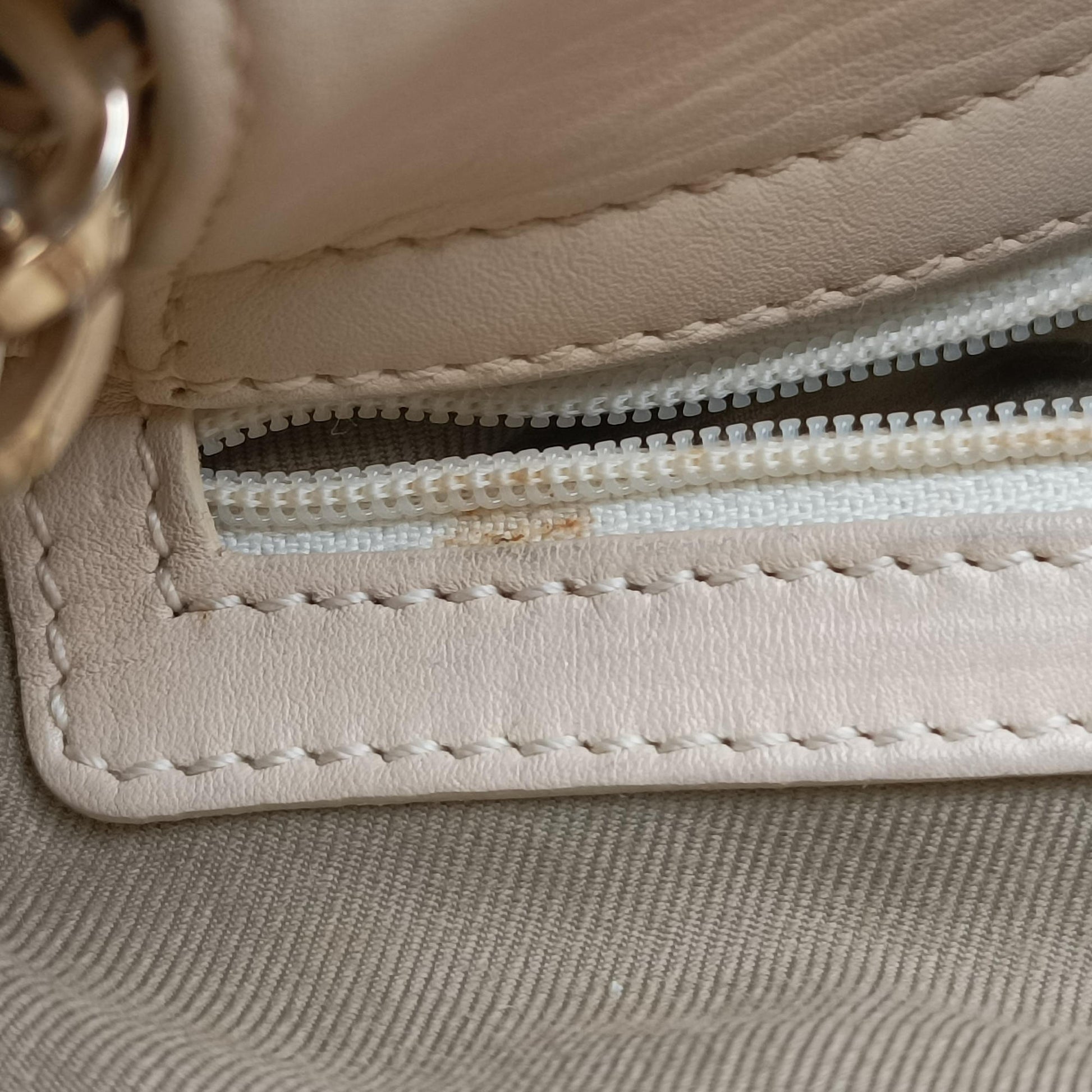 Monete Beige leather EK.N10.33251モネーテ ベージュ レザー EK.N10.33251