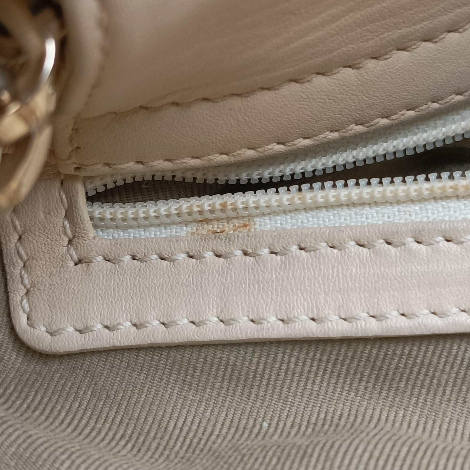 Monete Beige leather EK.N10.33251モネーテ ベージュ レザー EK.N10.33251