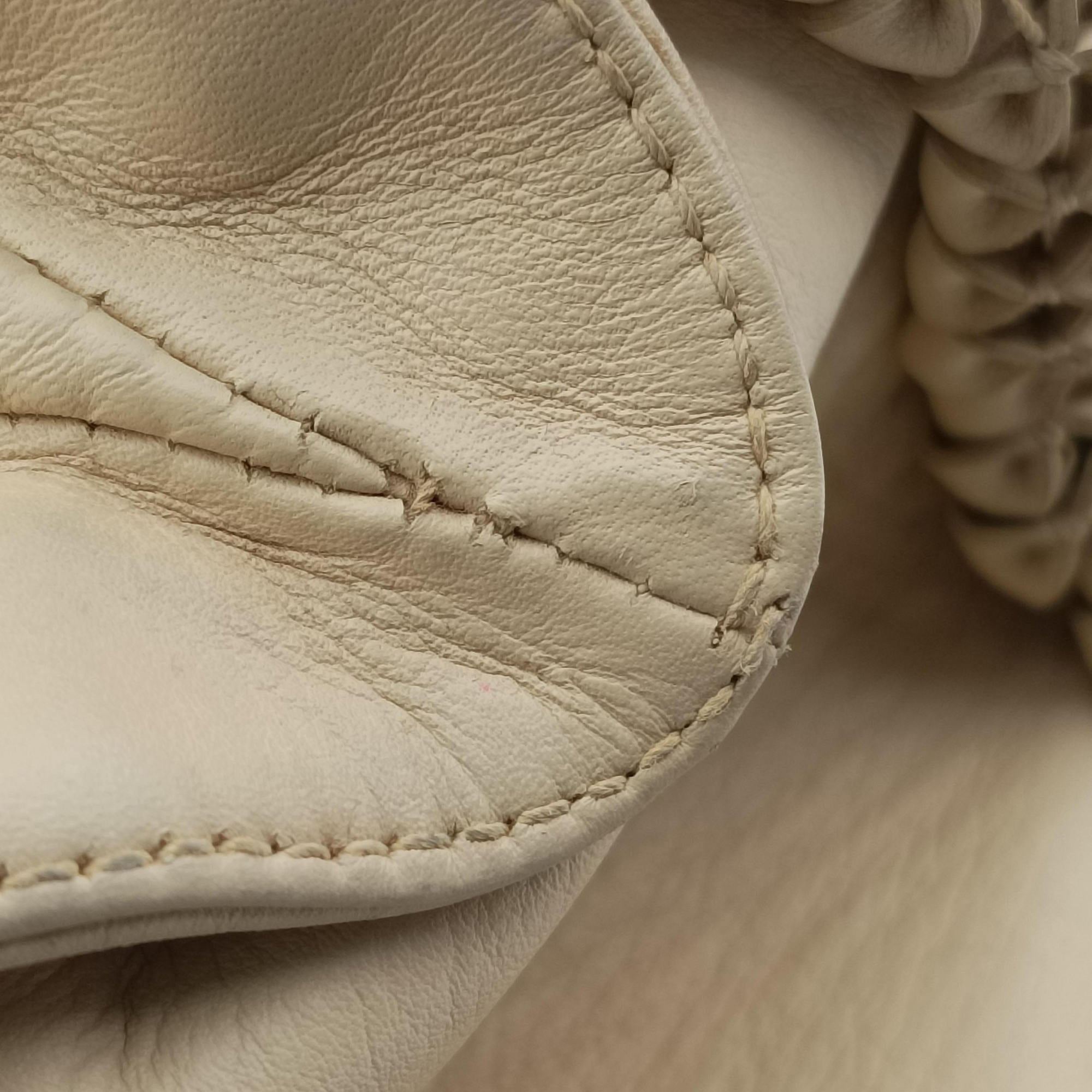 Monete Beige leather EK.N10.33251モネーテ ベージュ レザー EK.N10.33251