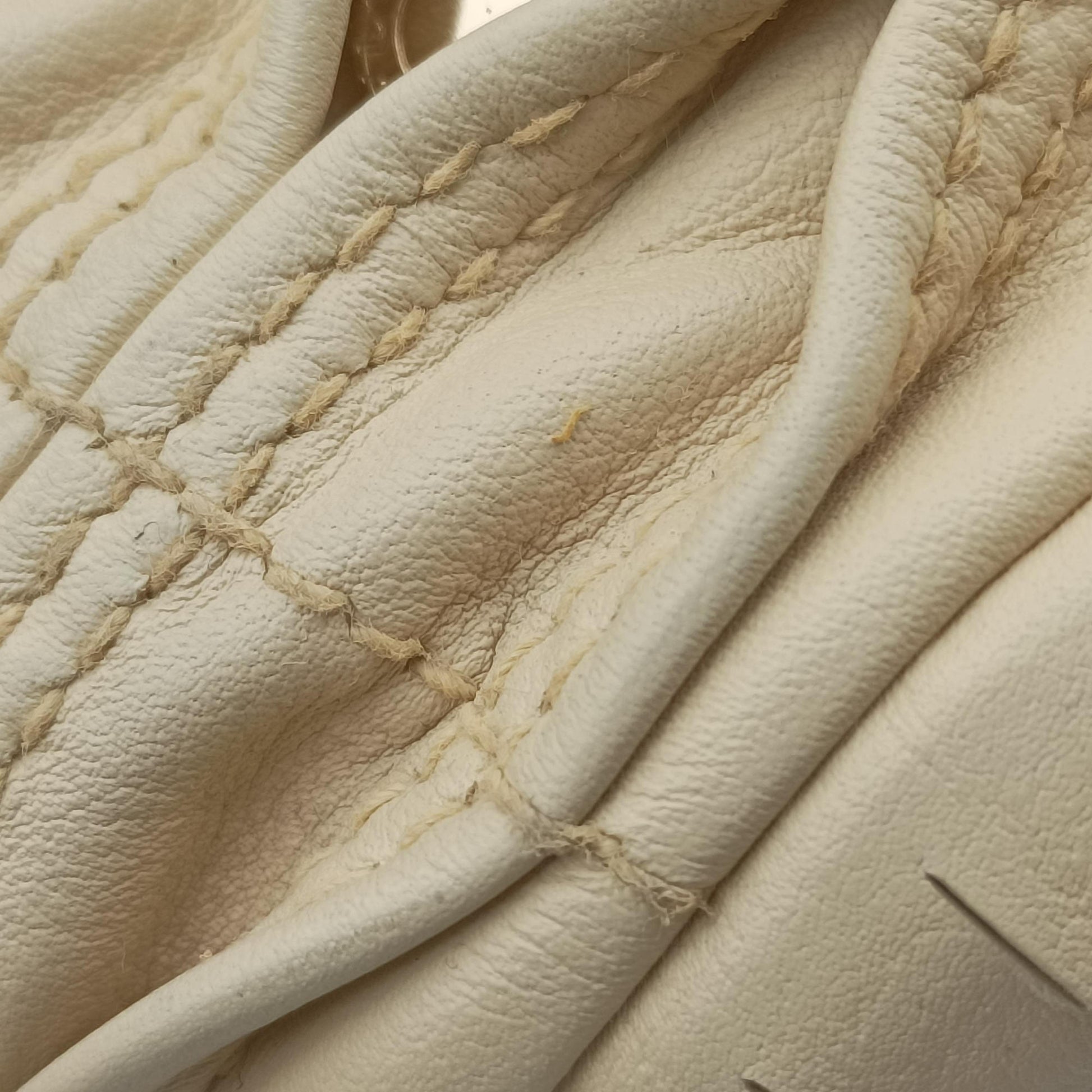 Monete Beige leather EK.N10.33251モネーテ ベージュ レザー EK.N10.33251