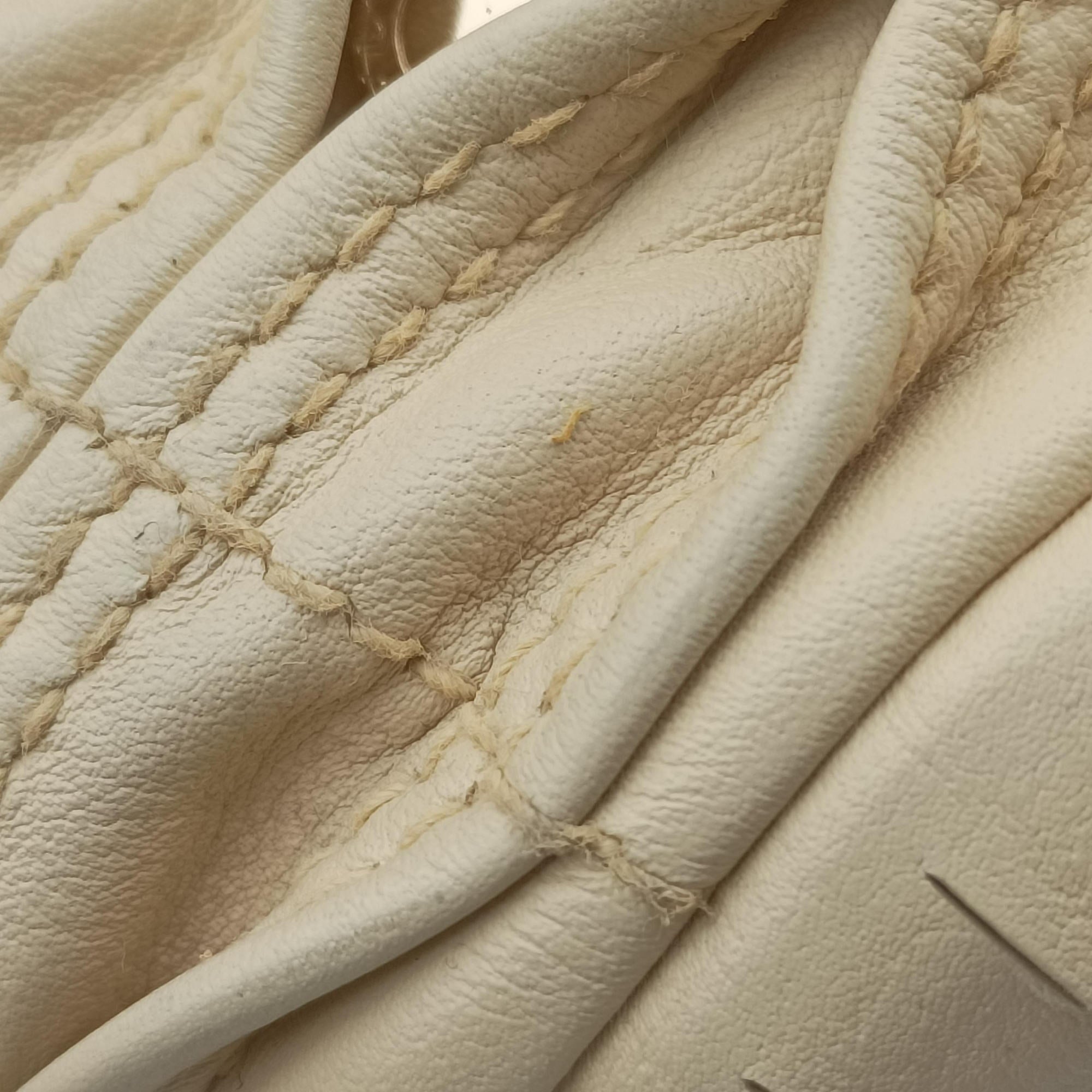 Monete Beige leather EK.N10.33251モネーテ ベージュ レザー EK.N10.33251