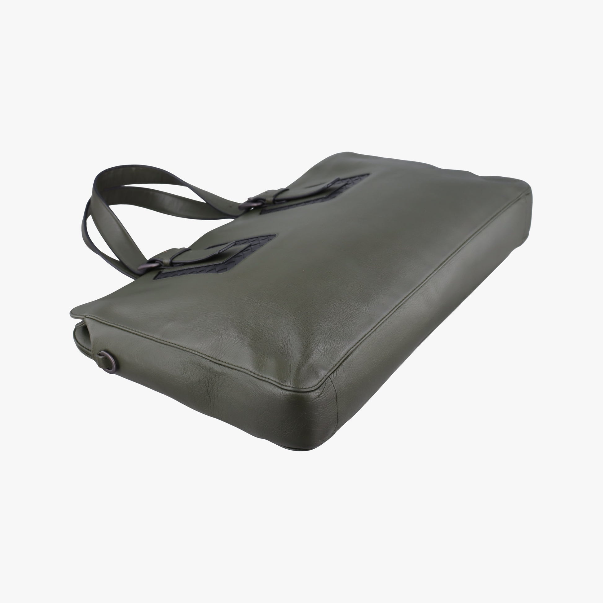 Intrecciato Green Leather B04809852Eイントレチャート グリーン レザー B04809852E