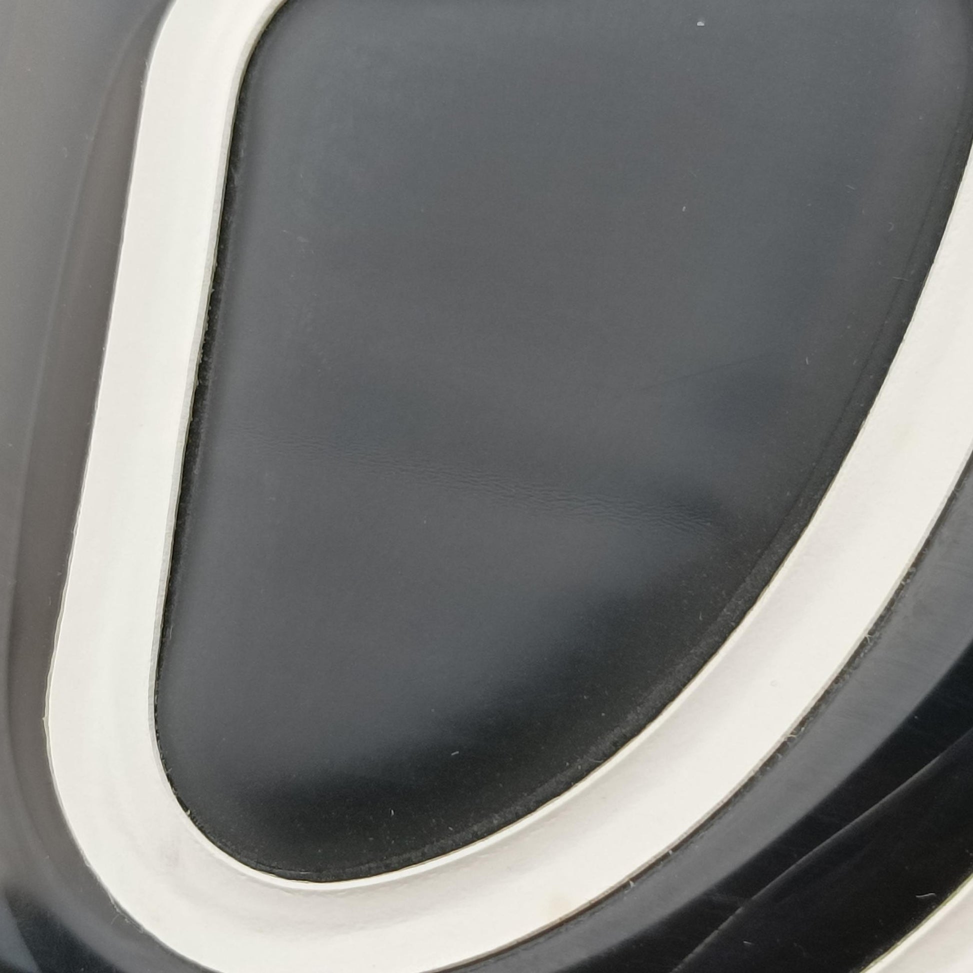 Brillant Black x white Plastic ブリリアント ブラック×ホワイト プラスチック 