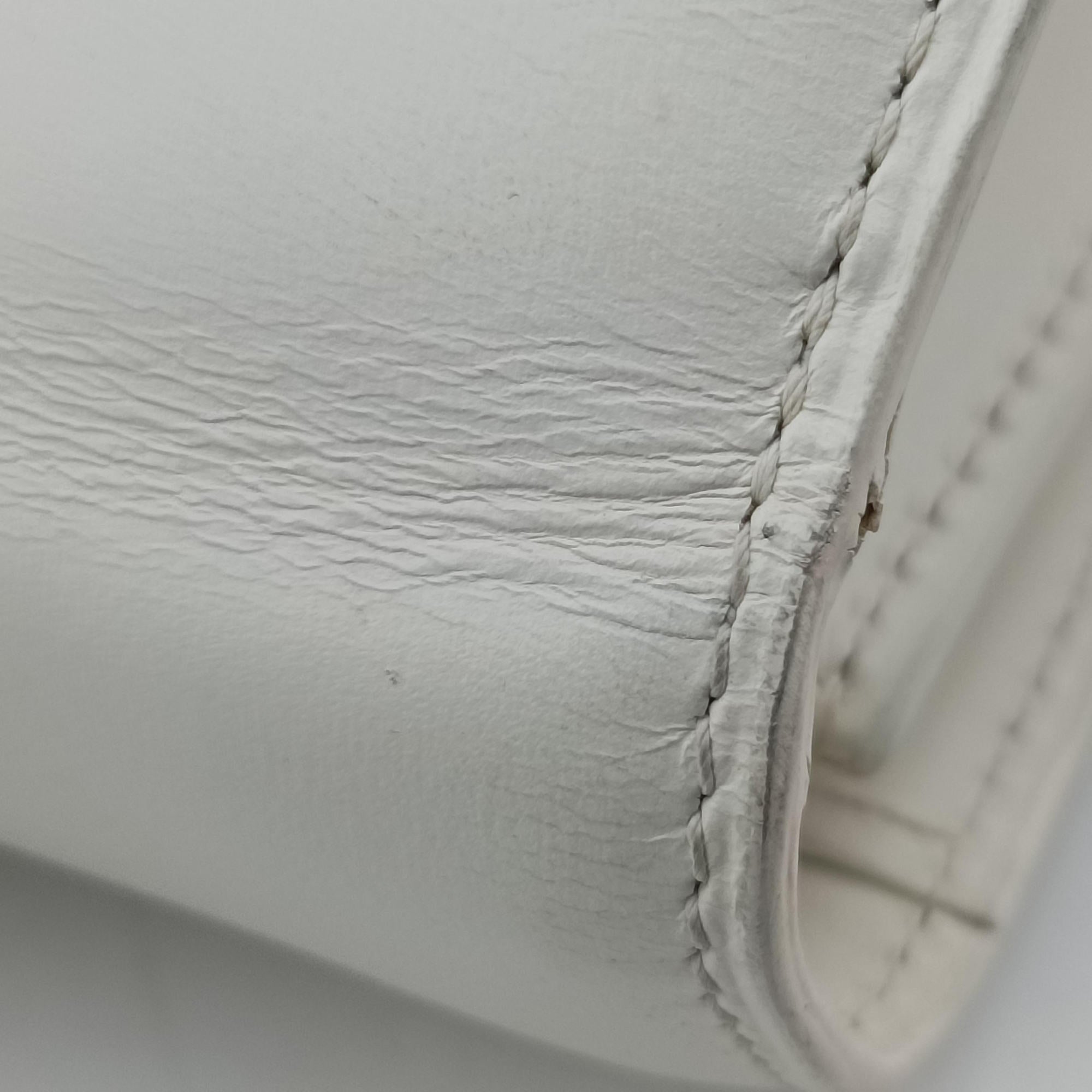 Brillant White Leather KO3Aブリヨン ホワイト レザー KO3A