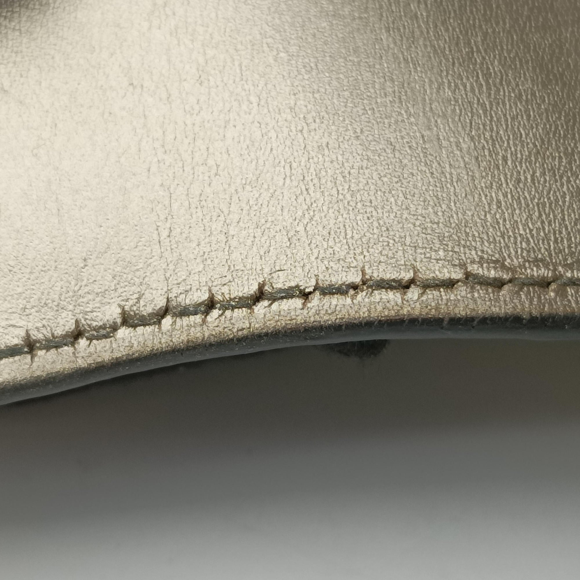 Emily Golden Leather 295403 A017328687エミリー ゴールド レザー 295403 A017328687