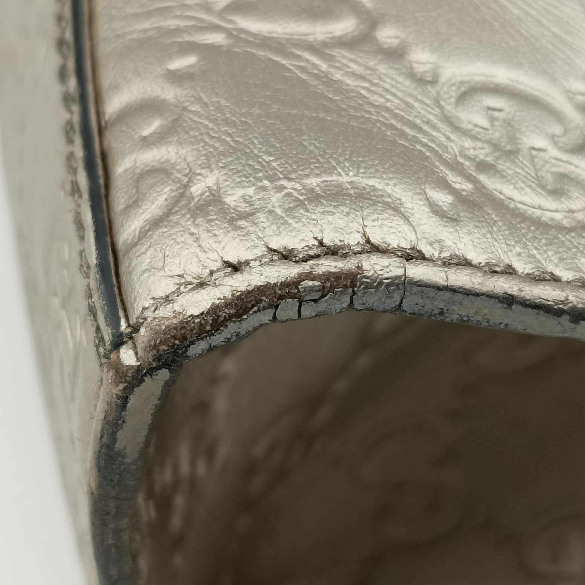 Emily Golden Leather 295403 A017328687エミリー ゴールド レザー 295403 A017328687