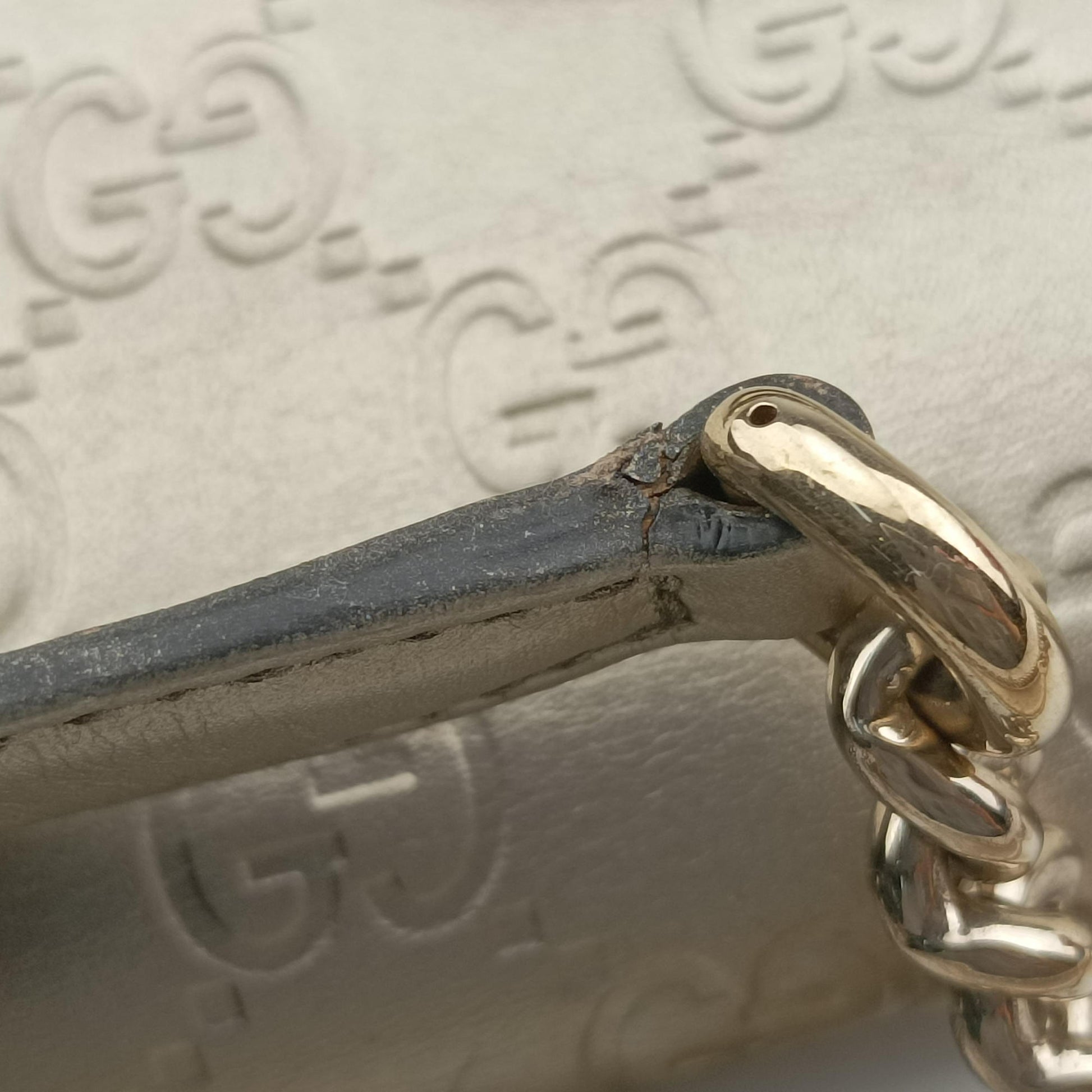 Emily Golden Leather 295403 A017328687エミリー ゴールド レザー 295403 A017328687