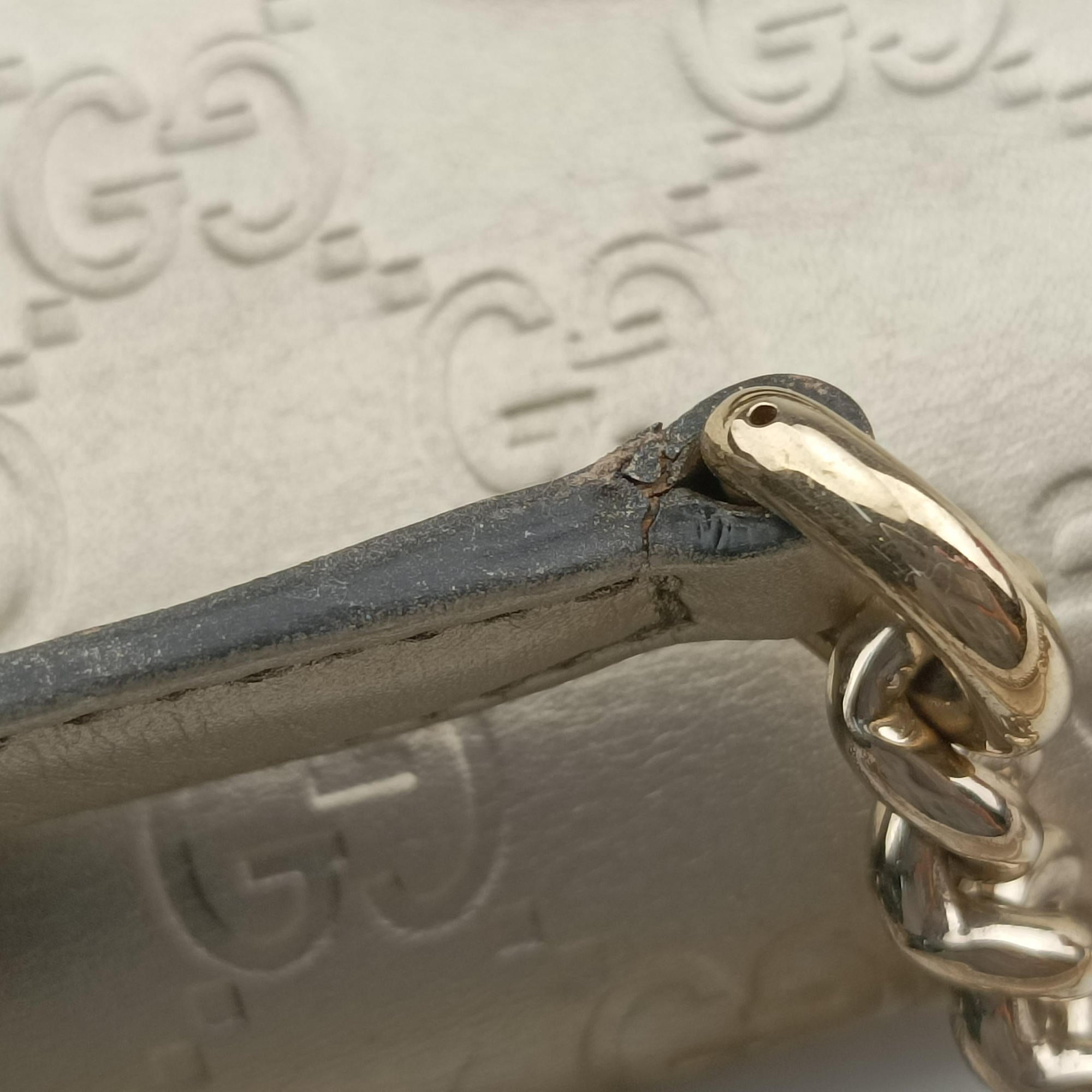 Emily Golden Leather 295403 A017328687エミリー ゴールド レザー 295403 A017328687