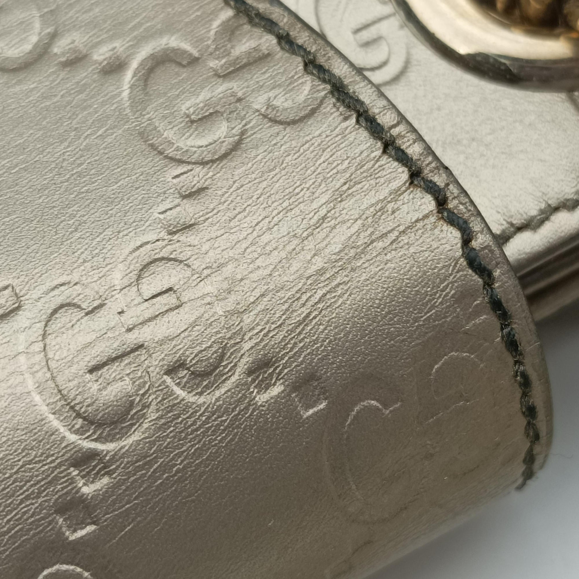 Emily Golden Leather 295403 A017328687エミリー ゴールド レザー 295403 A017328687