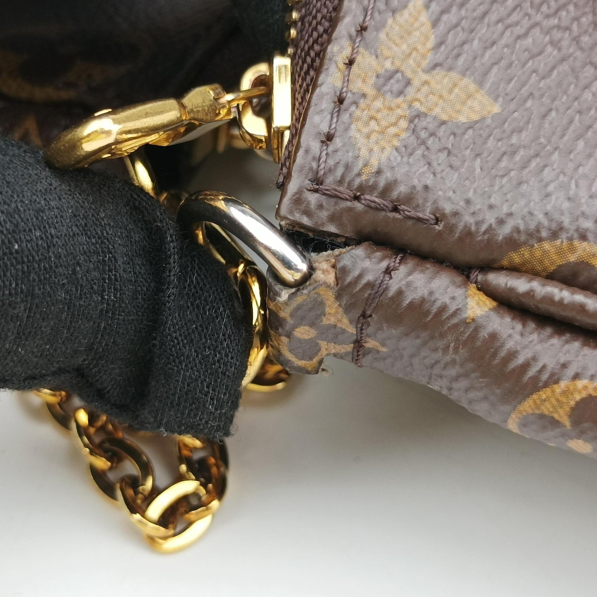 MULTI POCHETTE ACCESSOIRES MARRON×ROSE CLAIRE Monogram Canvas M44840 TA2260ミュルティポシェットアクセソワール マロン×ローズ クレール モノグラムキャンバス M44840 TA2260