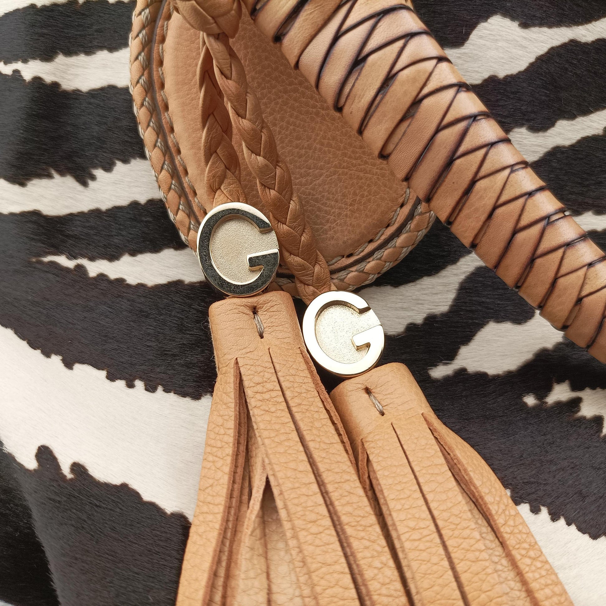 Zebra Printed Marrakech Black×White×Beige ponyhair 257023 C010327055ゼブラプリントマラケシュ ブラック×ホワイト×ベージュ ハラコ 257023 C010327055