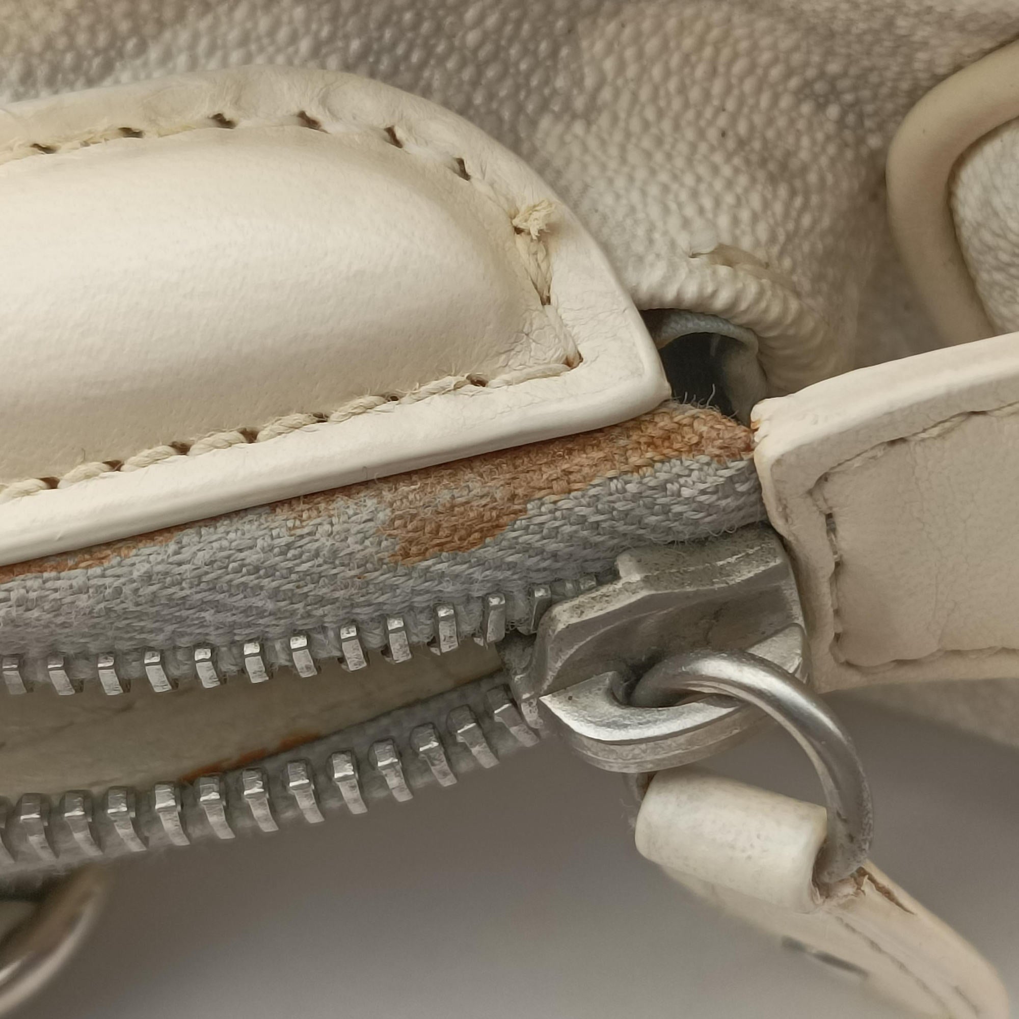 Trotter Romantic Chain Heart White pvc coated canvas 02-BO-0097トロッター ロマンティック チェーン ハート ホワイト pvcコーティングキャンバス 02-BO-0097