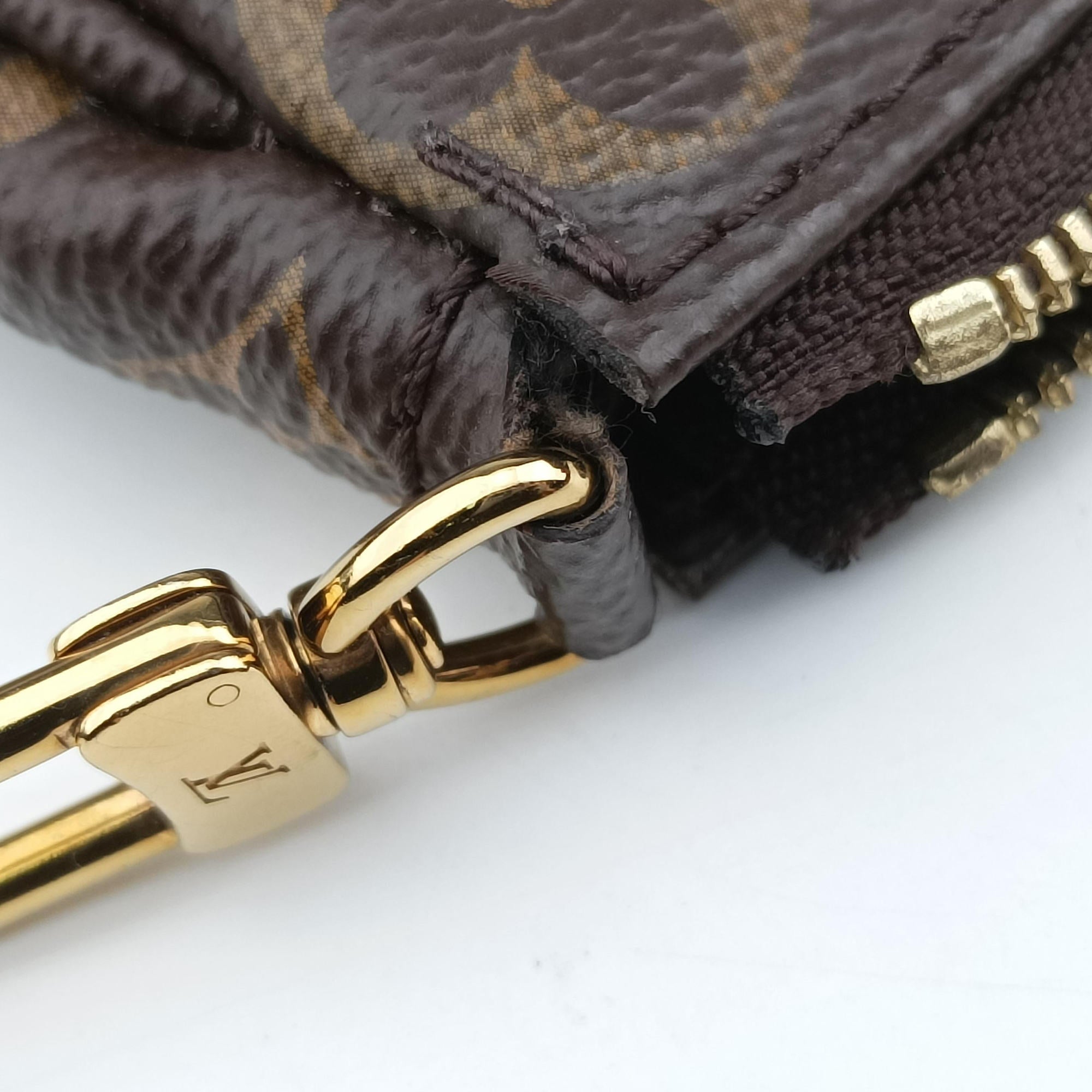 MULTI POCHETTE ACCESSOIRES MARRON×khaki Monogram Canvas M44840 DR3260ミュルティポシェットアクセソワール マロン×カーキ モノグラムキャンバス M44840 DR3260