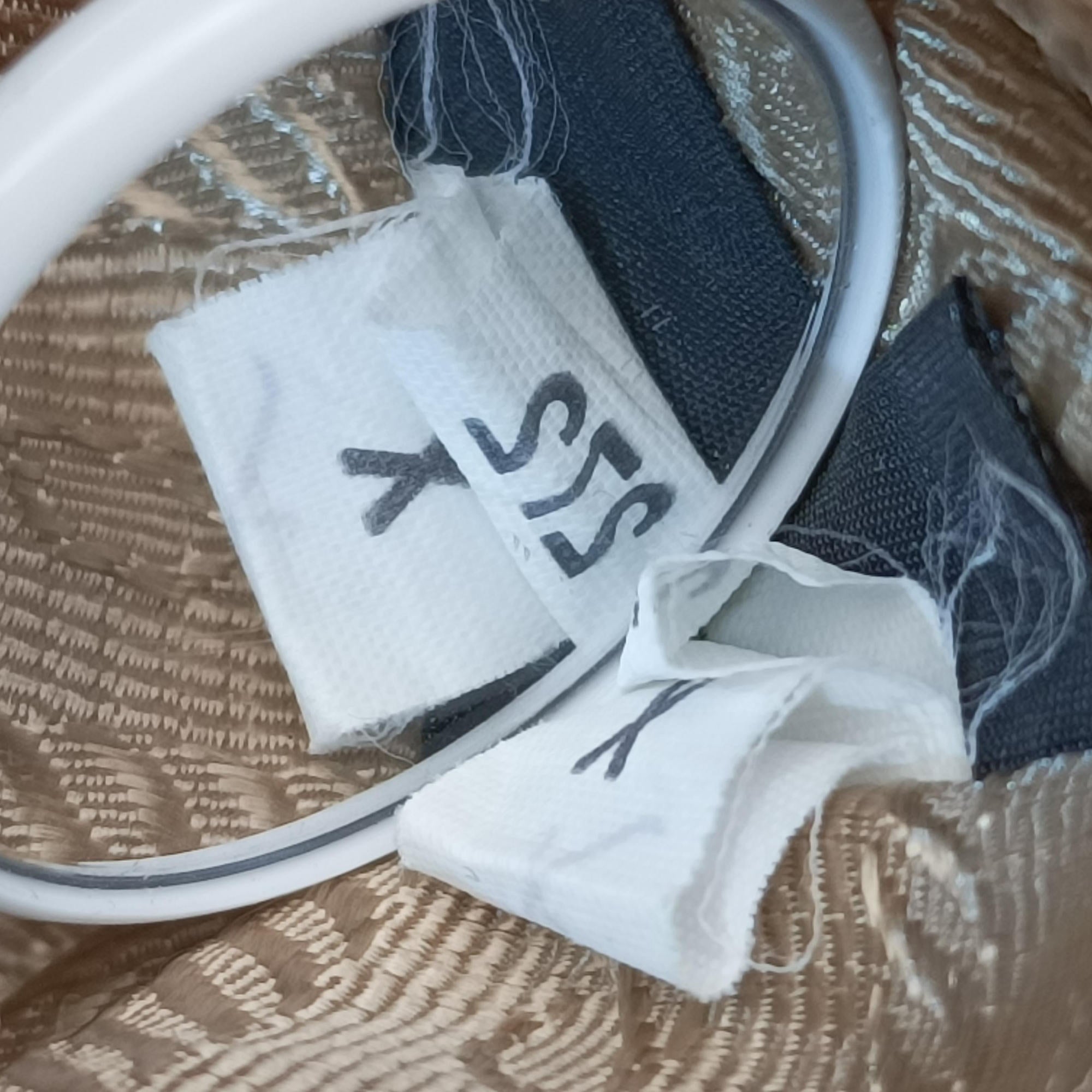 Re-Edition 2005 Re-Nylon Bag Beige nylon 1BH204 272 Xリ エディション 2005 リナイロンバッグ ベージュ ナイロン 1BH204 272 X