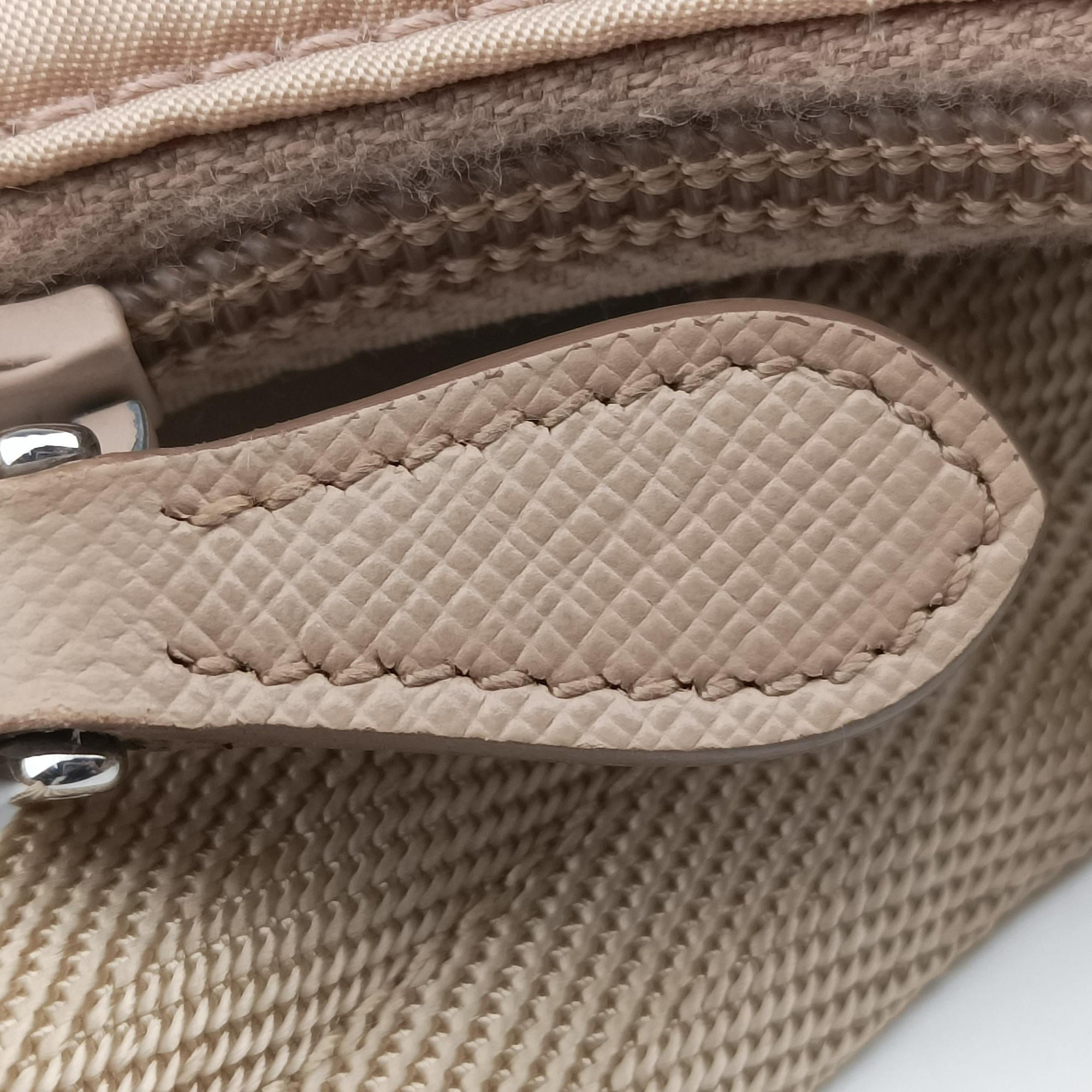 Re-Edition 2005 Re-Nylon Bag Beige nylon 1BH204 272 Xリ エディション 2005 リナイロンバッグ ベージュ ナイロン 1BH204 272 X