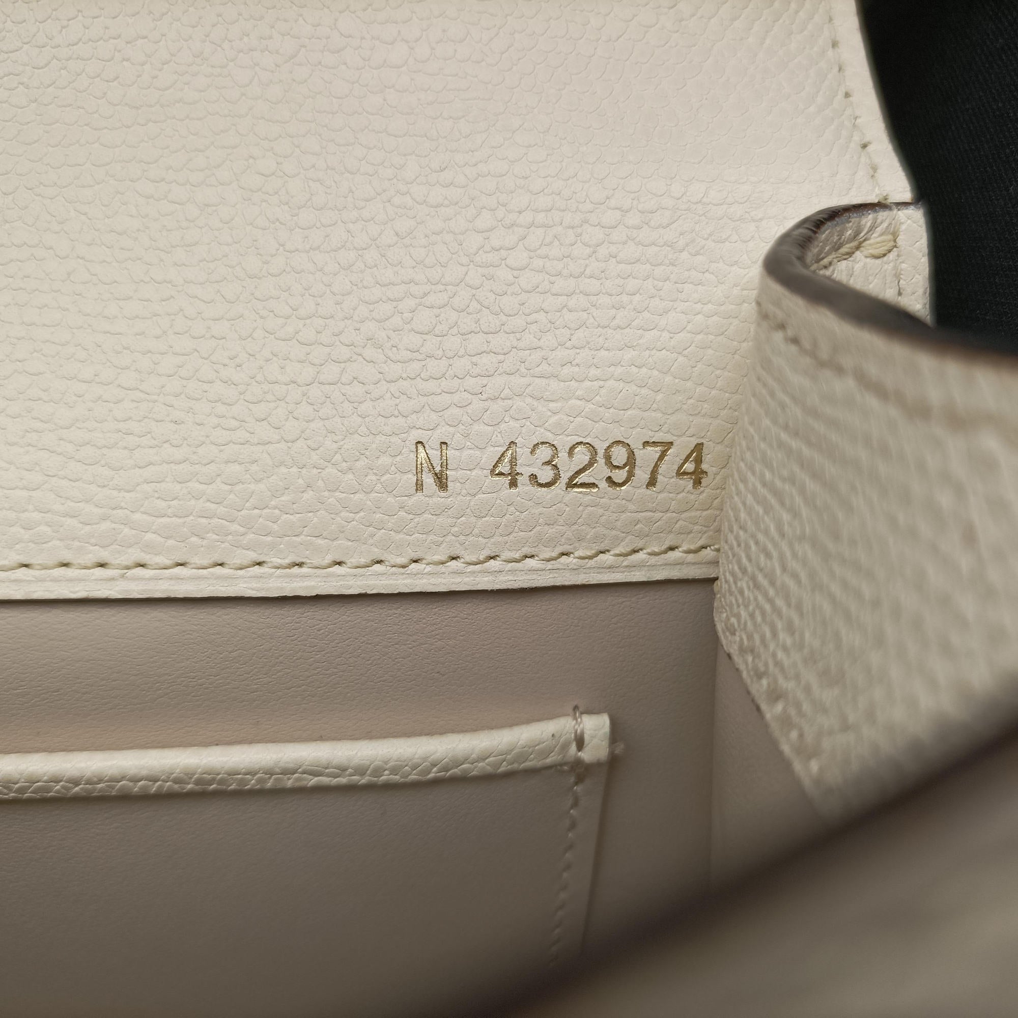 Iside Beige Calfskin N 432974イジィデ ベージュ カーフスキン N 432974
