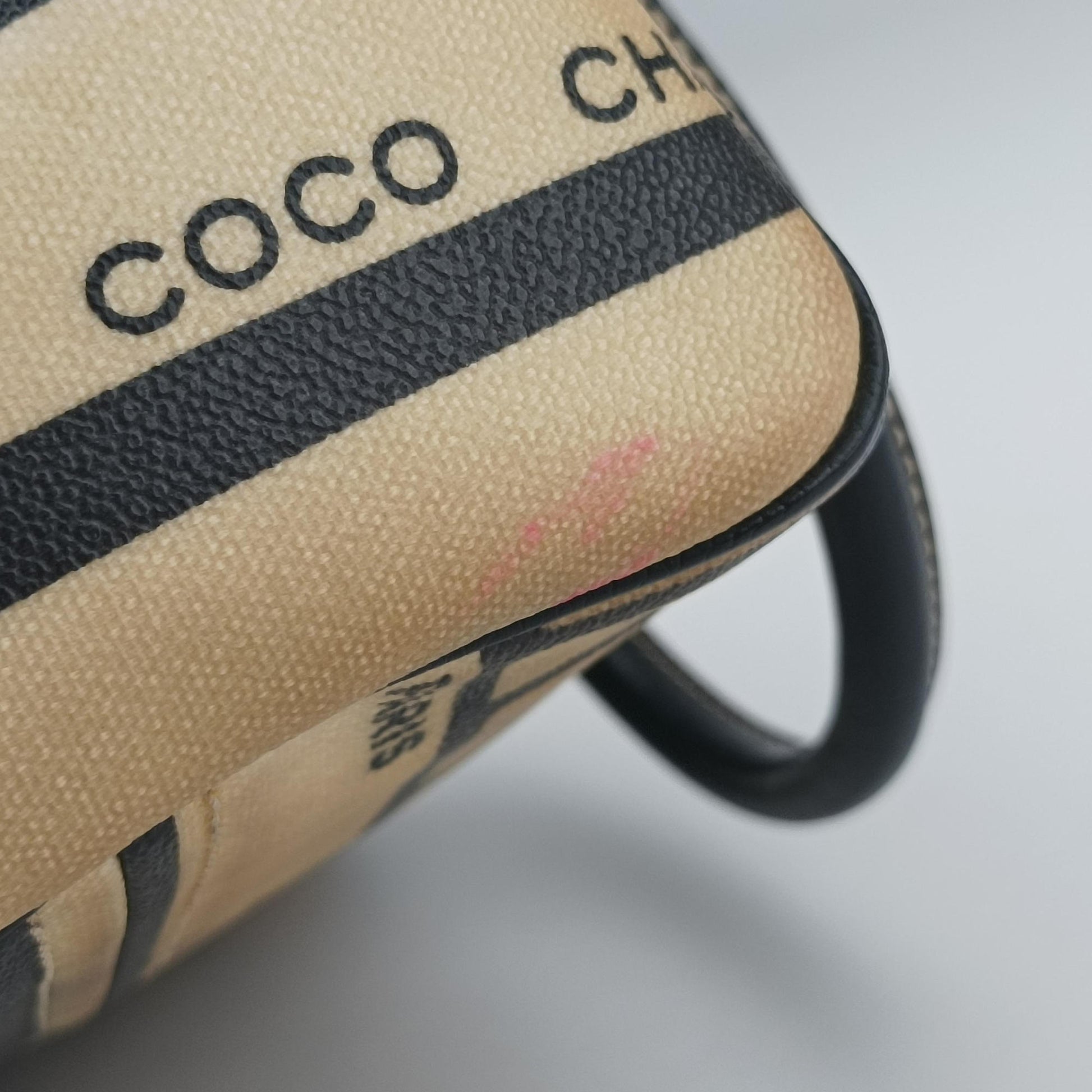 31 Rue Cambon Graffiti Mini Boston Beige × Black Coated Canvas 1103321331ルカンボン グラフィティ ミニボストン ベージュ × ブラック コーティングキャンバス 11033213