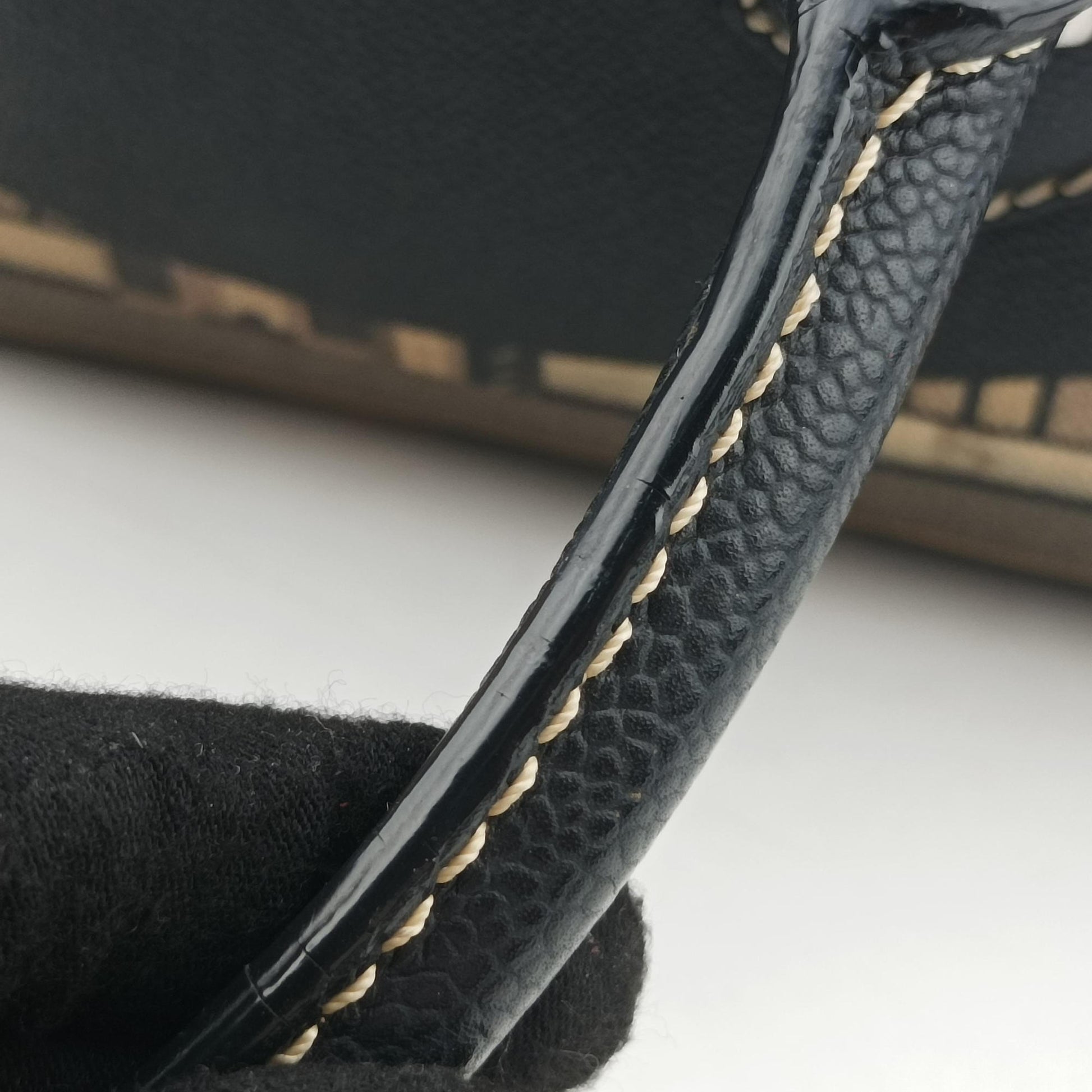 31 Rue Cambon Graffiti Mini Boston Beige × Black Coated Canvas 1103321331ルカンボン グラフィティ ミニボストン ベージュ × ブラック コーティングキャンバス 11033213
