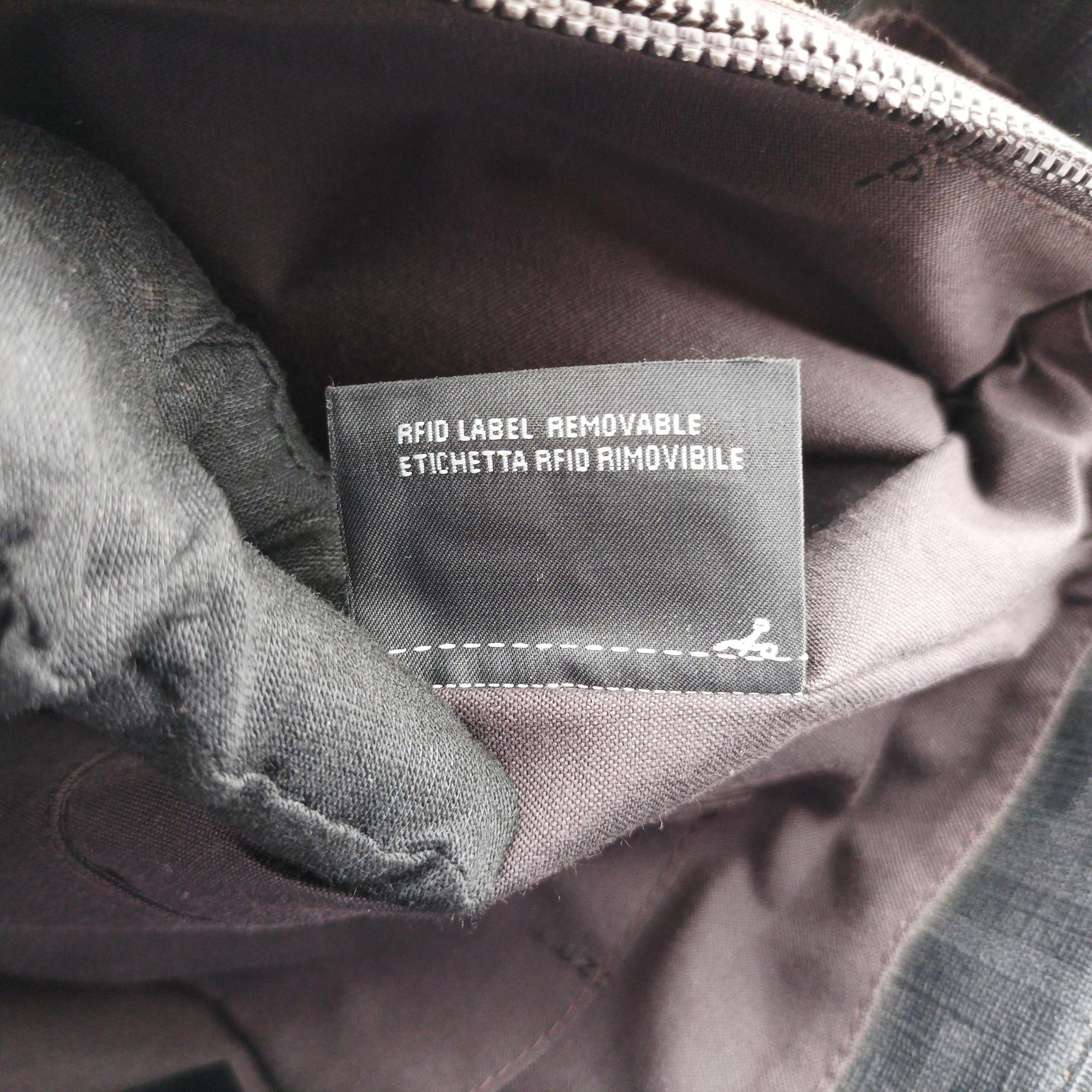Zucca Grey leather 7VA195 7VA195/B0W 129/2305ズッカ グレー レザー 7VA195 7VA195/B0W 129/2305