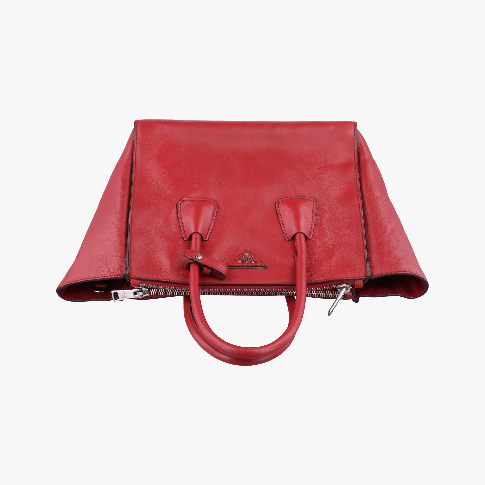 Twin Pocket Winged Tote Red Leather BN2619 117ツイン ポケット ウィング トート レッド レザー BN2619 117