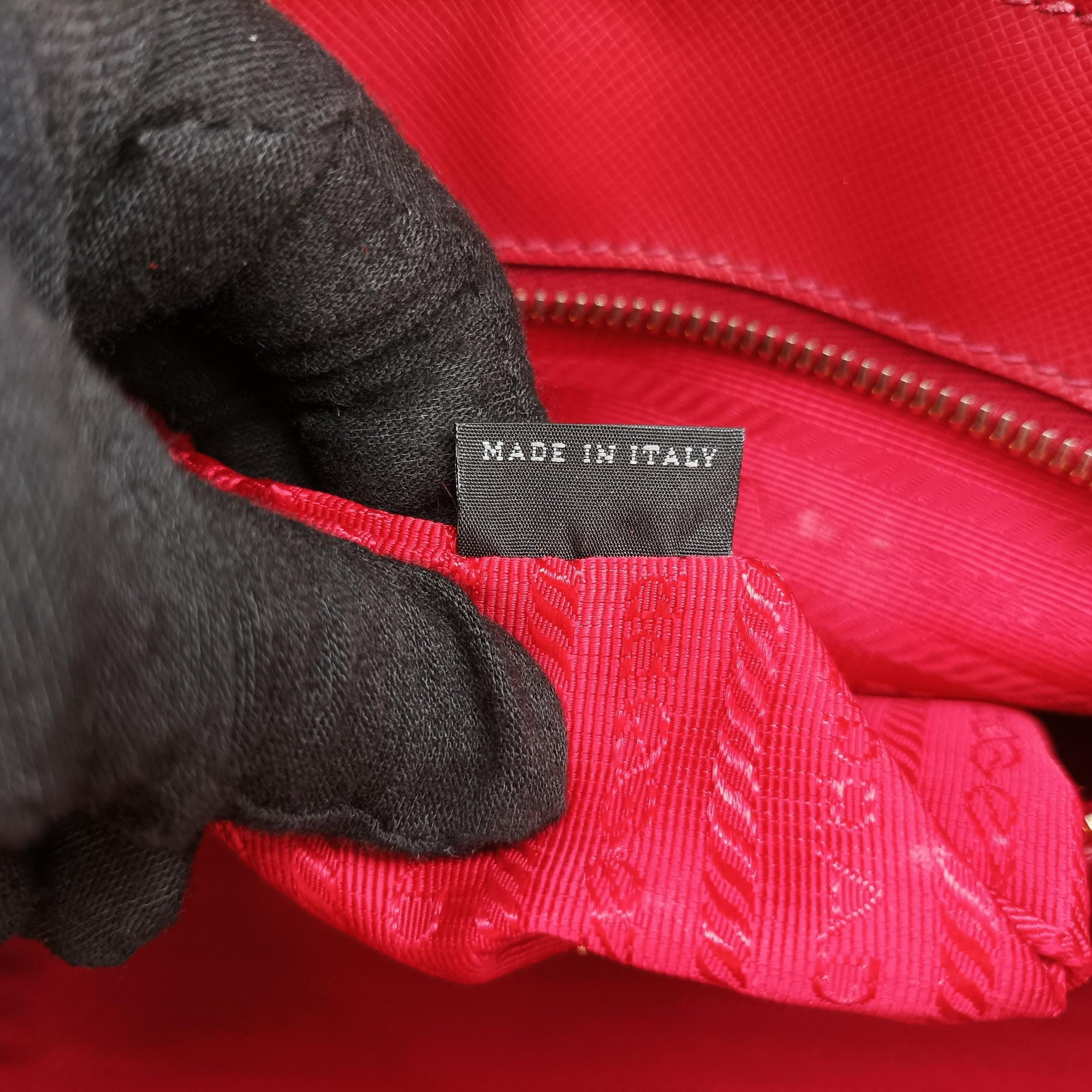 Galleria Red SAFFIANO Leather BN1786 7 Lガレリア レッド サフィアーノレザー BN1786 7 L