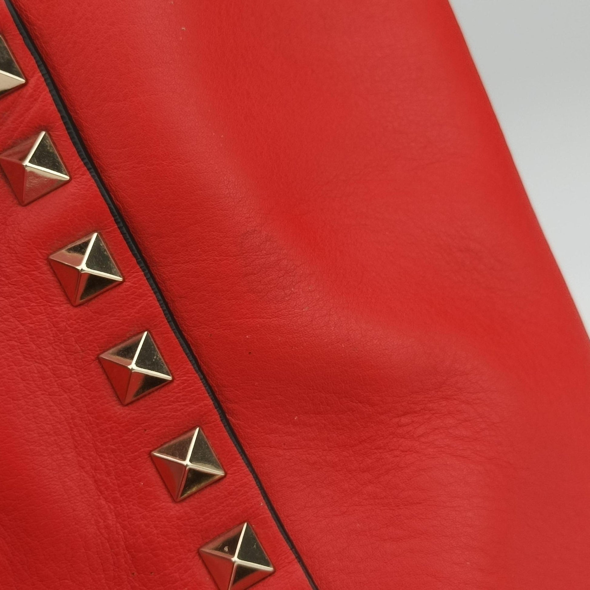 Rockstud Red Leather BL-H339BOL3ロックスタッズ レッド レザー BL-H339BOL3