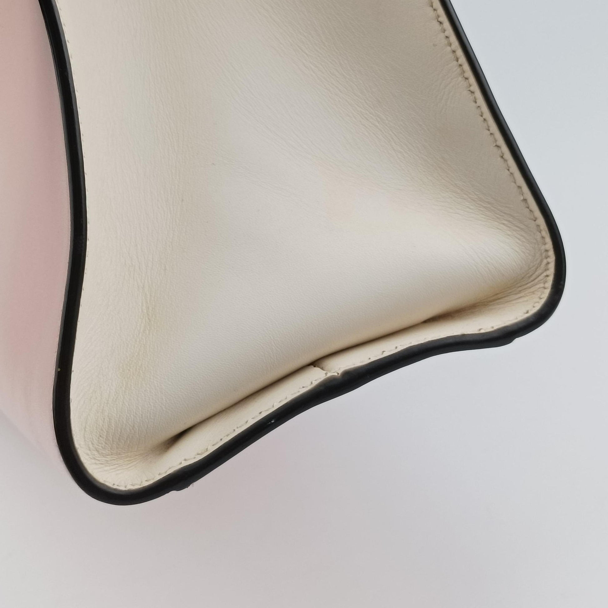 Nimfair Bamboo Pink x white Leather 453756 C020923025ニムフェア バンブー ピンクxホワイト レザー 453756 C020923025