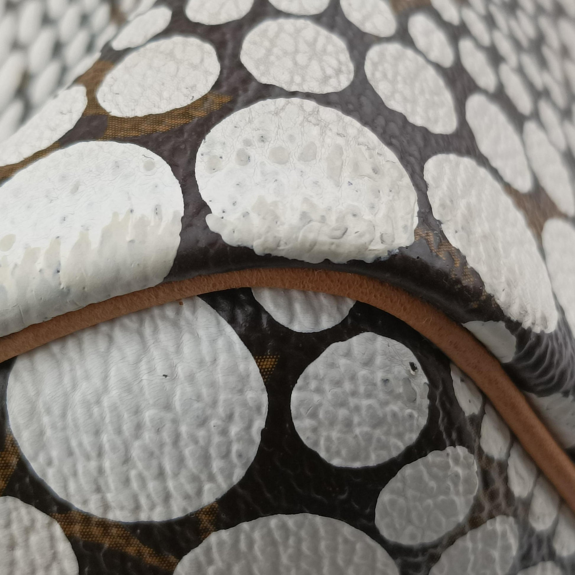 Monogram Town Speedy 30 Brown x White Monogram canvas    　 M40690 DU4102モノグラムタウン スピーディ30 ブラウン×ホワイト モノグラムキャンバス M40690 DU4102