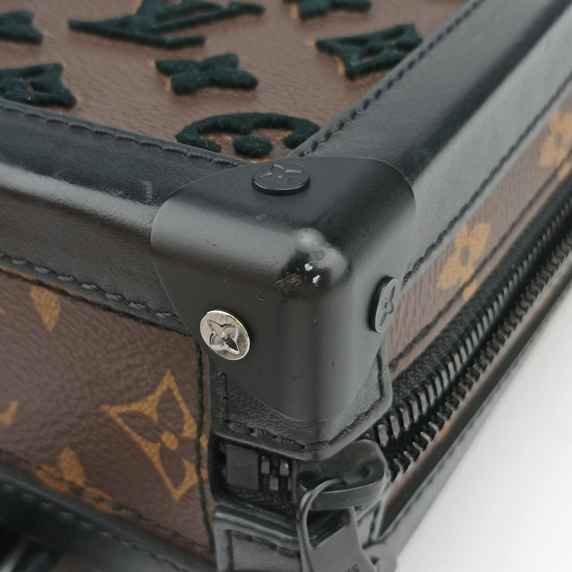 Vertical Soft Trunk brown×Noir Monogram Toughtage M45044 FL4139 IC Chipヴァーティカル ソフトトランク モノグラム/ブラウン×ノワール モノグラムタフタージュ M45044 FL4139 ICチップ