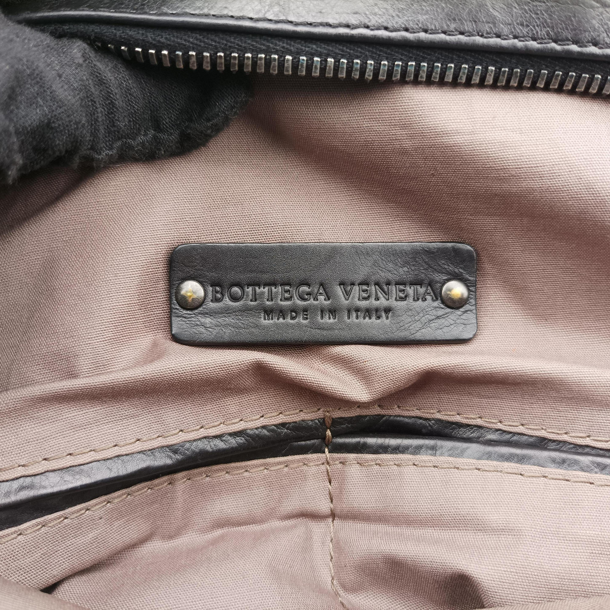 Intrecciato Black lambskin 245173 VN031 1000 EPEV 2010 493 Aイントレチャート ブラック ラムスキン 245173 VN031 1000 EPEV 2010 493 A