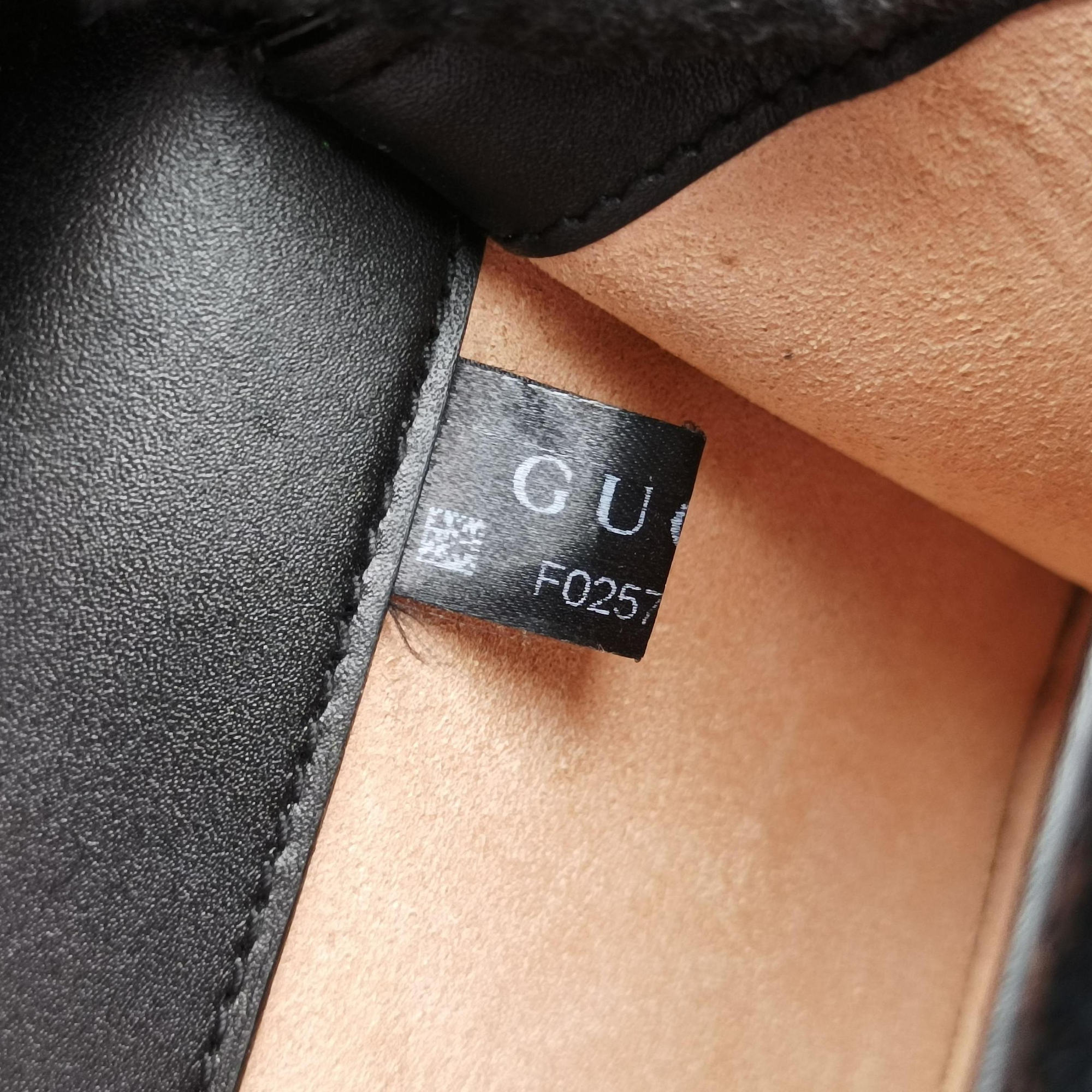 Dionysus Navy velour 499623 F025714819デュオニソス ネービー ベロア 499623 F025714819