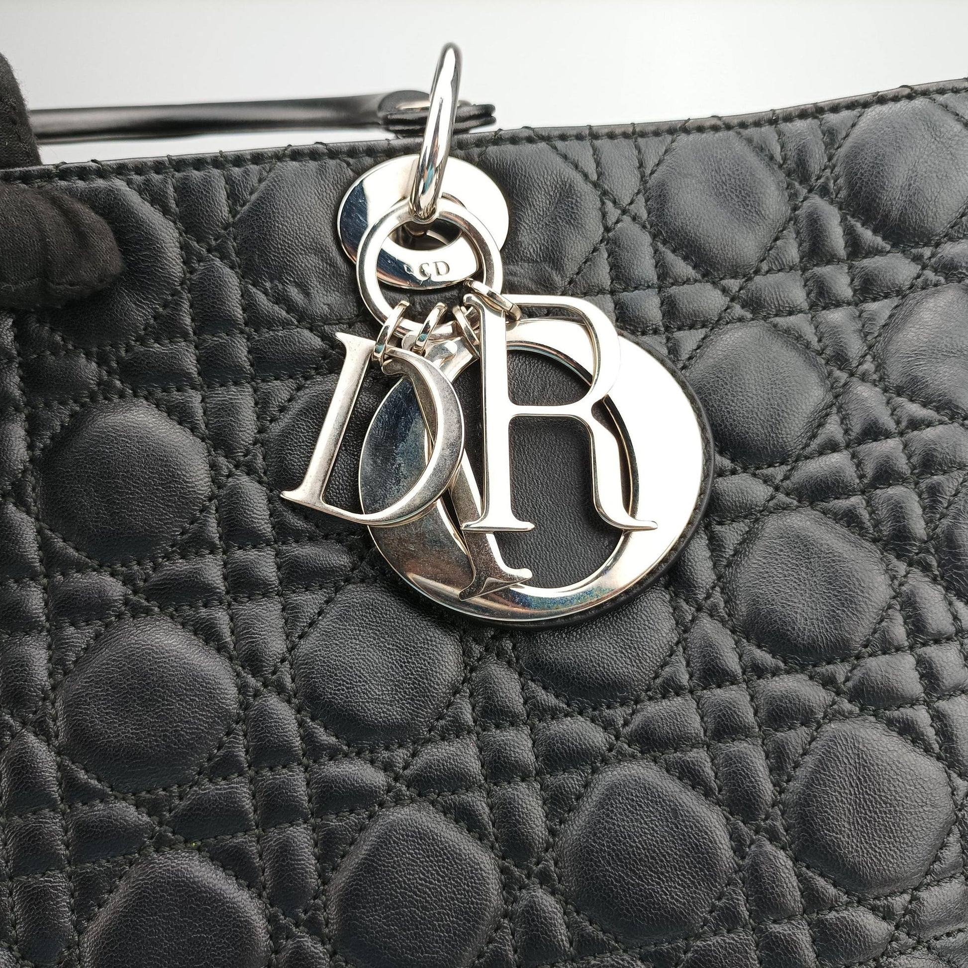 Lady Dior Black lambskin 16-MA-0110レディディオール ブラック ラムスキン 16-MA-0110