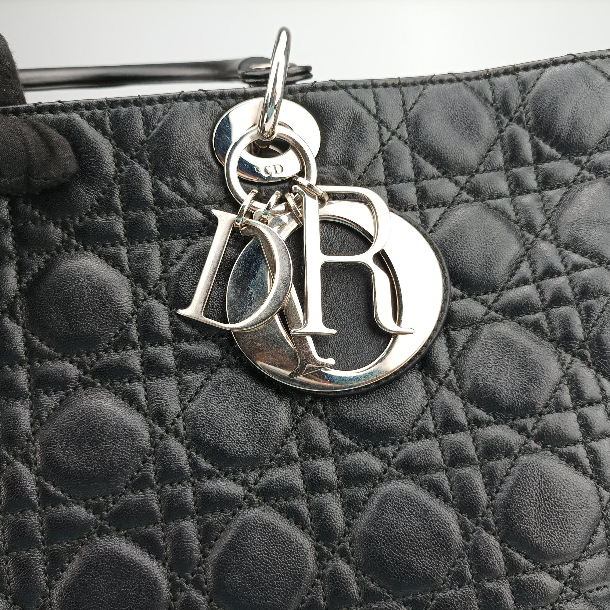 Lady Dior Black lambskin 16-MA-0110レディディオール ブラック ラムスキン 16-MA-0110