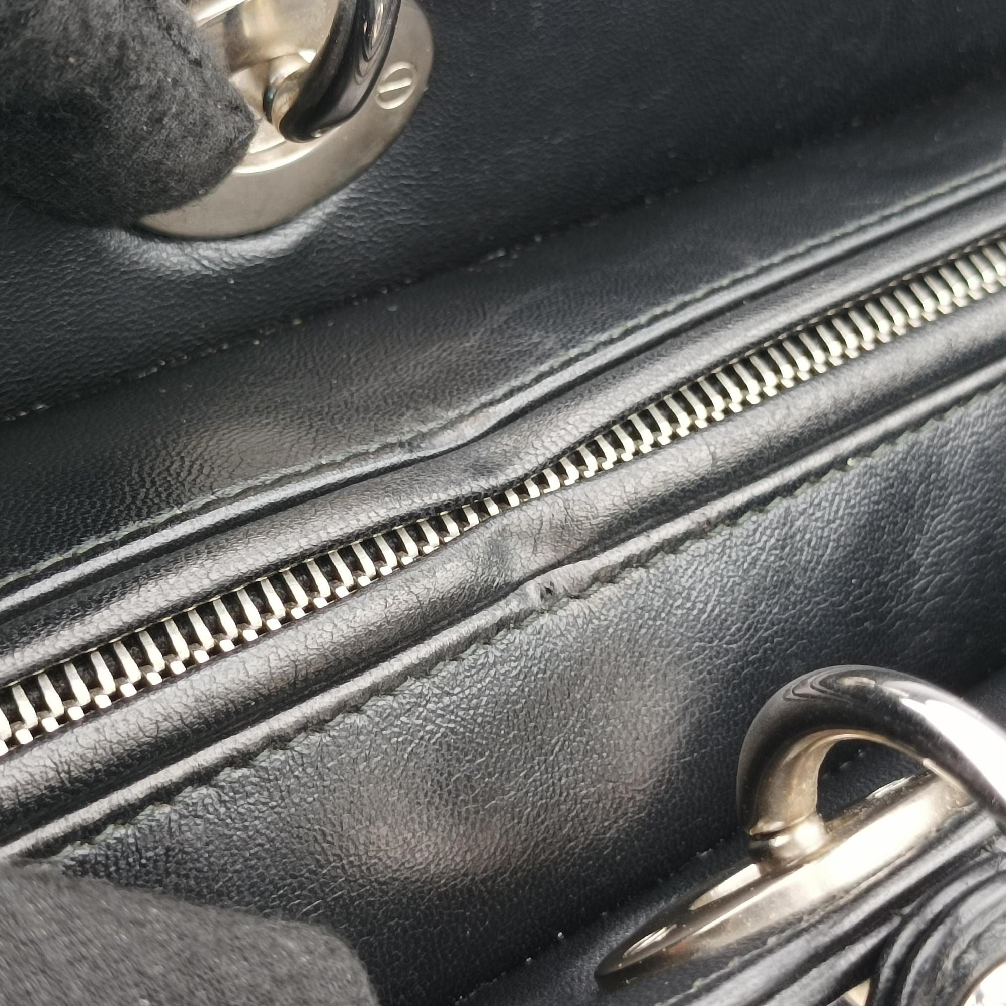 Lady Dior Black lambskin 16-MA-0110レディディオール ブラック ラムスキン 16-MA-0110