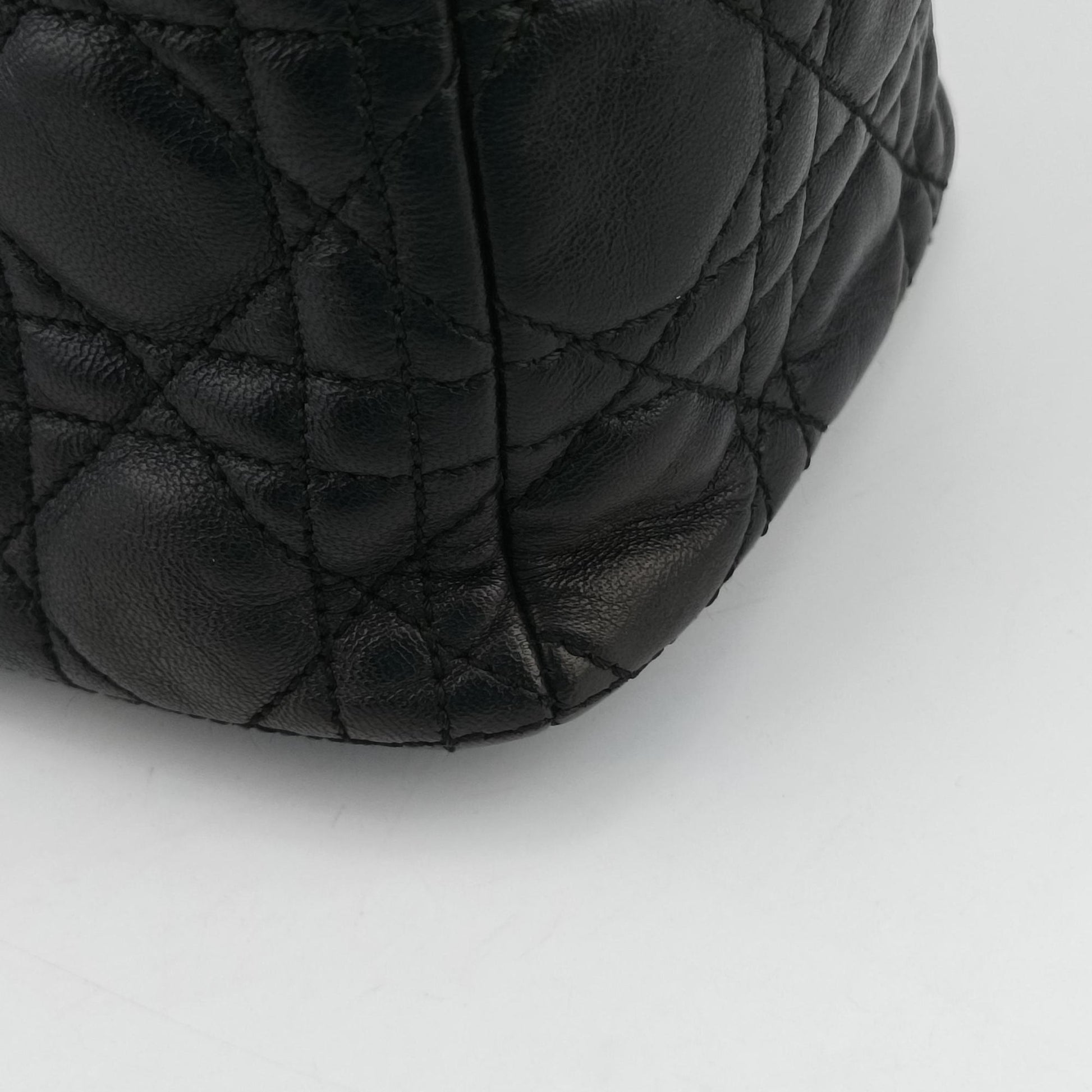 Lady Dior Black lambskin 16-MA-0110レディディオール ブラック ラムスキン 16-MA-0110