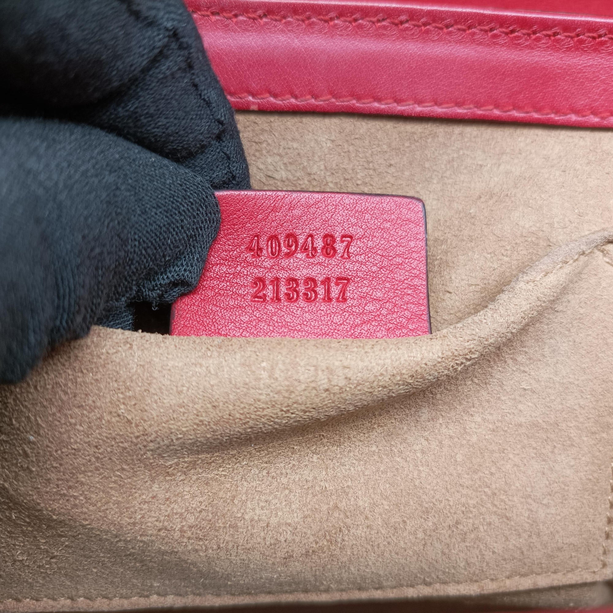 Padlock Beige×red×pink PVC coated canvas×Leather 409487 D020734944パドロック ベージュ×レッド×ピンク PVCコーティングキャンバス×レザー 409487 D020734944