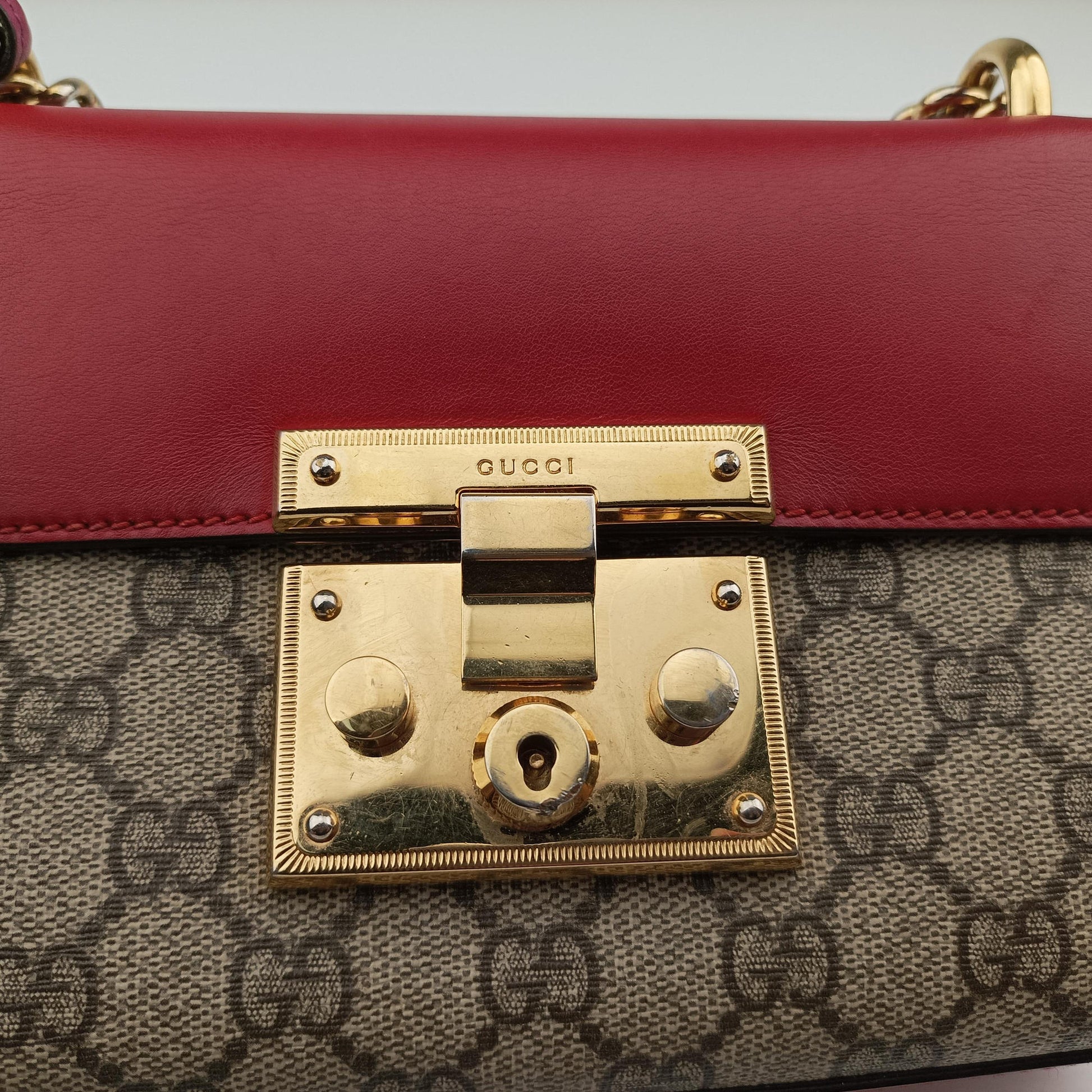 Padlock Beige×red×pink PVC coated canvas×Leather 409487 D020734944パドロック ベージュ×レッド×ピンク PVCコーティングキャンバス×レザー 409487 D020734944