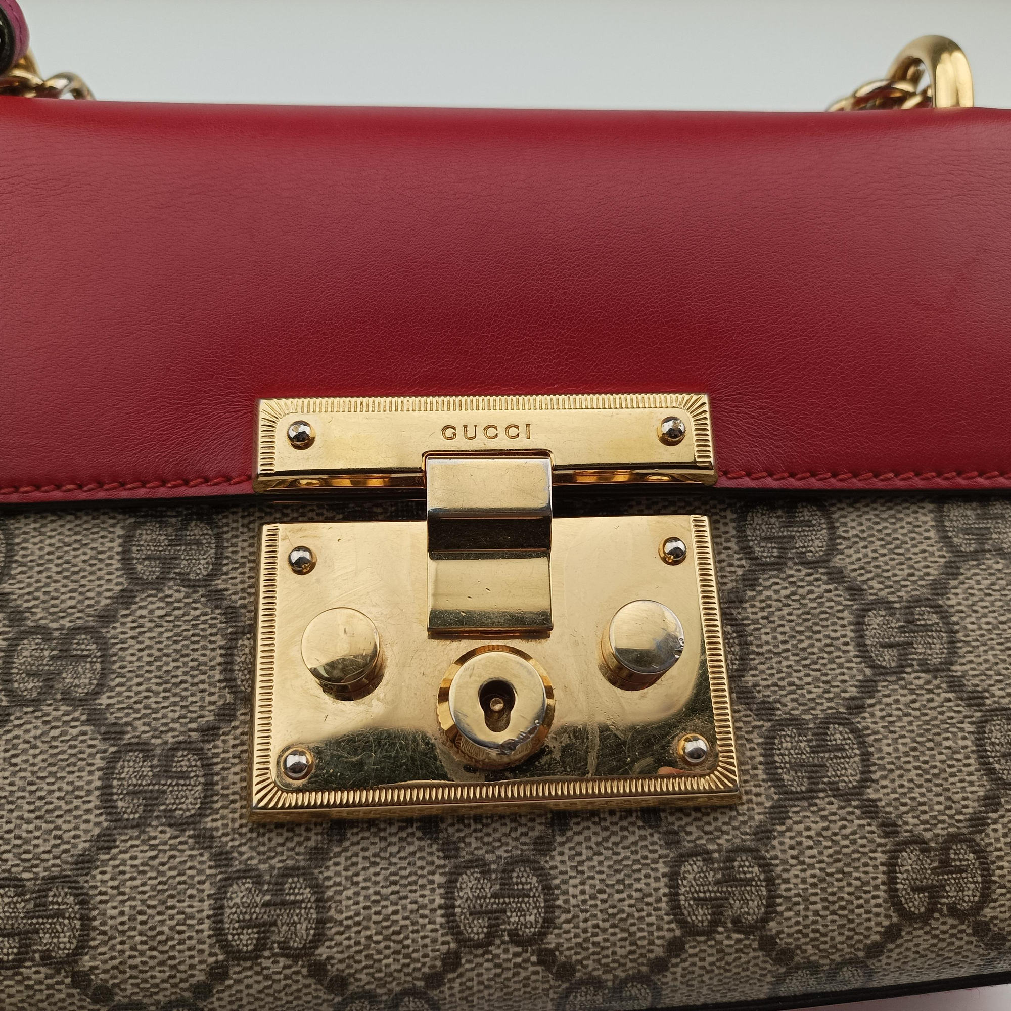 Padlock Beige×red×pink PVC coated canvas×Leather 409487 D020734944パドロック ベージュ×レッド×ピンク PVCコーティングキャンバス×レザー 409487 D020734944