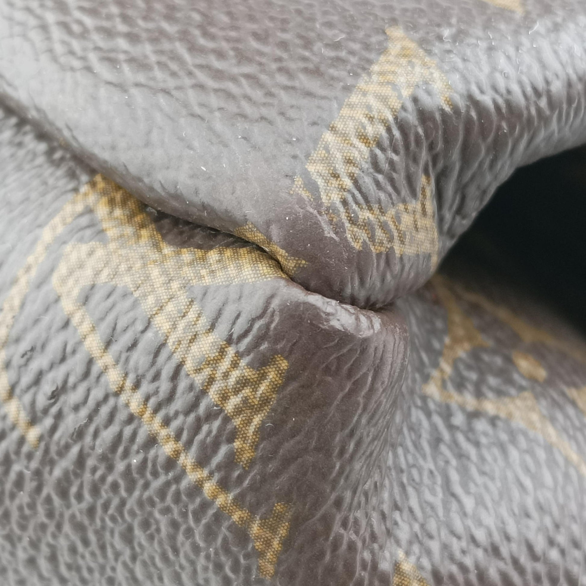 ARTSY MM Brown Monogram Canvas M40249 AR4089アーツィーMM モノグラム/ブラウン モノグラムキャンバス M40249 AR4089