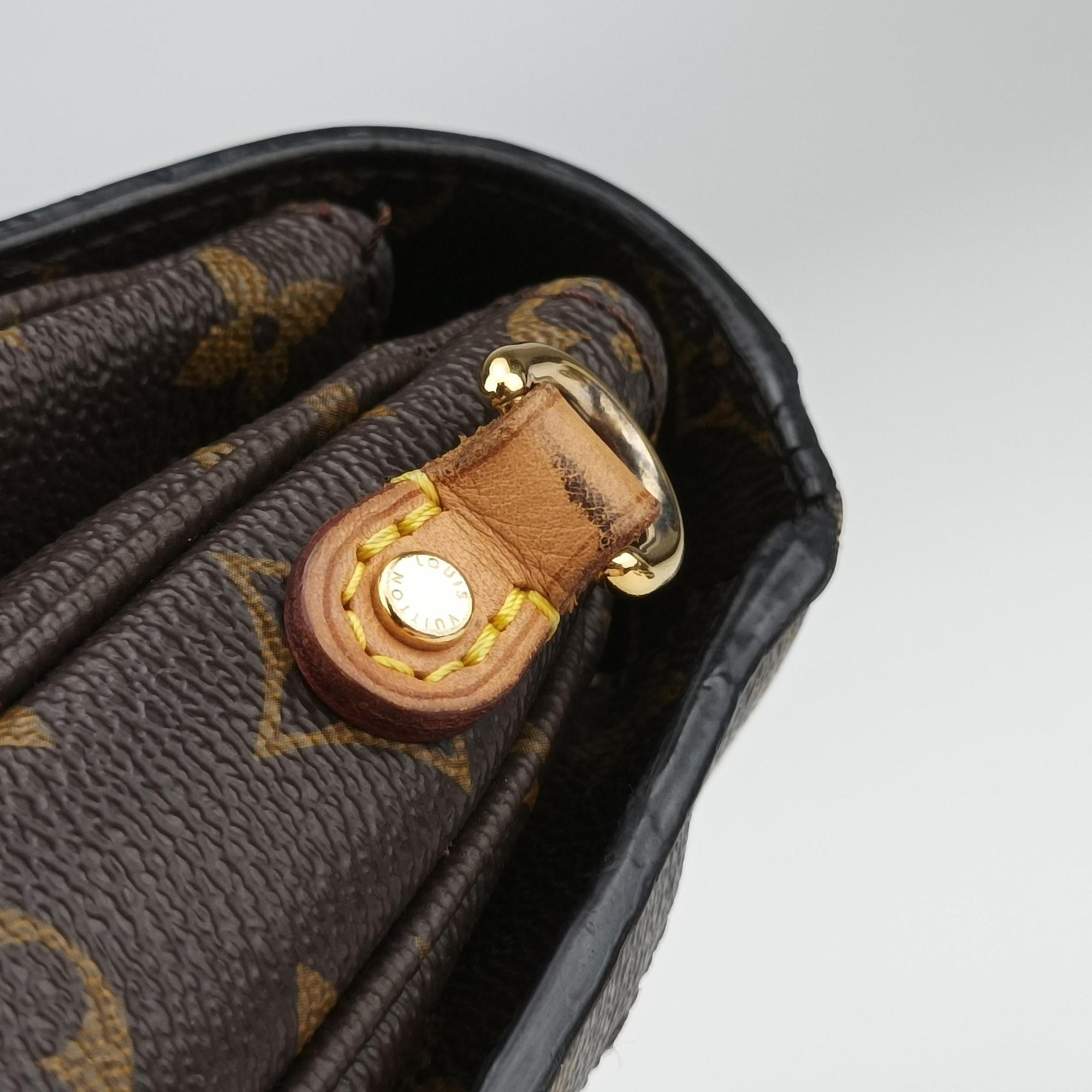 Pochette Metis MM Brown Monogram Canvas M44875 DU2166ポシェットメティスMM モノグラム/ブラウン モノグラムキャンバス M44875 DU2166