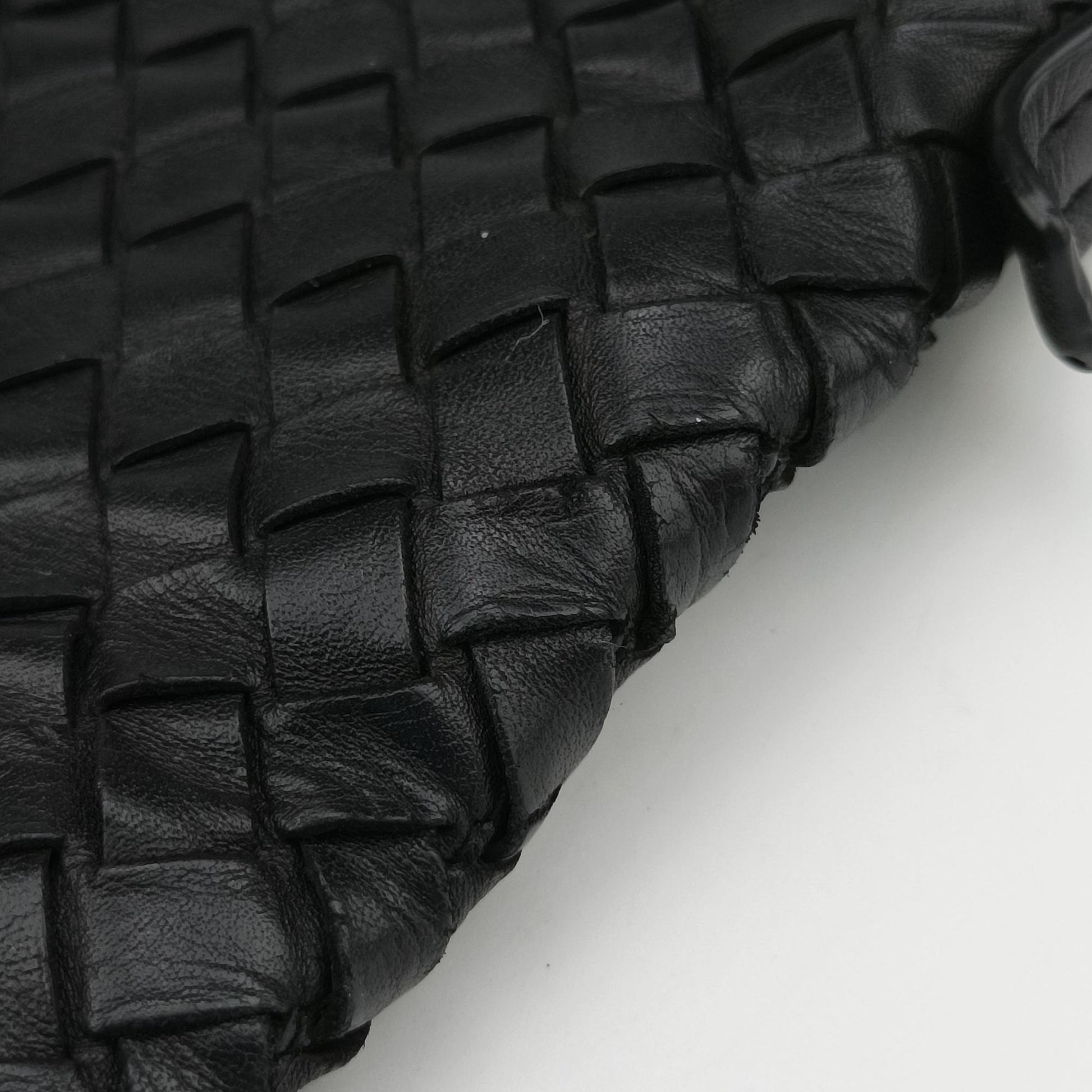 Intrecciato Black lambskin B02501996Fイントレチャート ブラック ラムスキン B02501996F